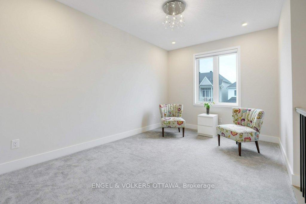Photo 32 of 1010 Carden Lane, Ottawa, Chapel Hill South - Orleans Village — HOMEH