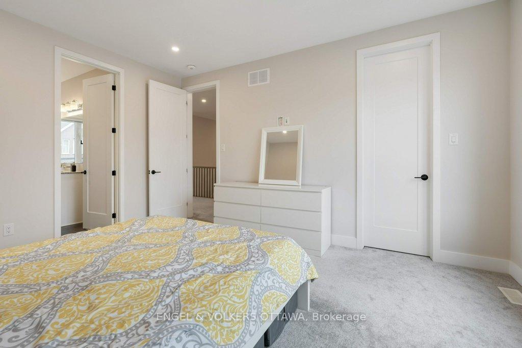 Photo 36 of 1010 Carden Lane, Ottawa, Chapel Hill South - Orleans Village — HOMEH