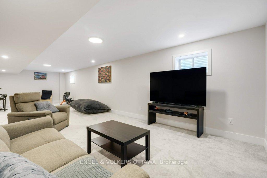 Photo 43 of 1010 Carden Lane, Ottawa, Chapel Hill South - Orleans Village — HOMEH