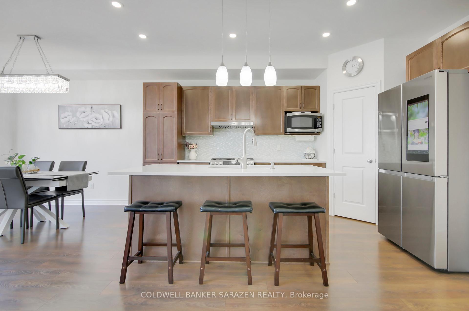 Photo 5 of 652 Decoeur Drive, Ottawa, Avalon West — HOMEH