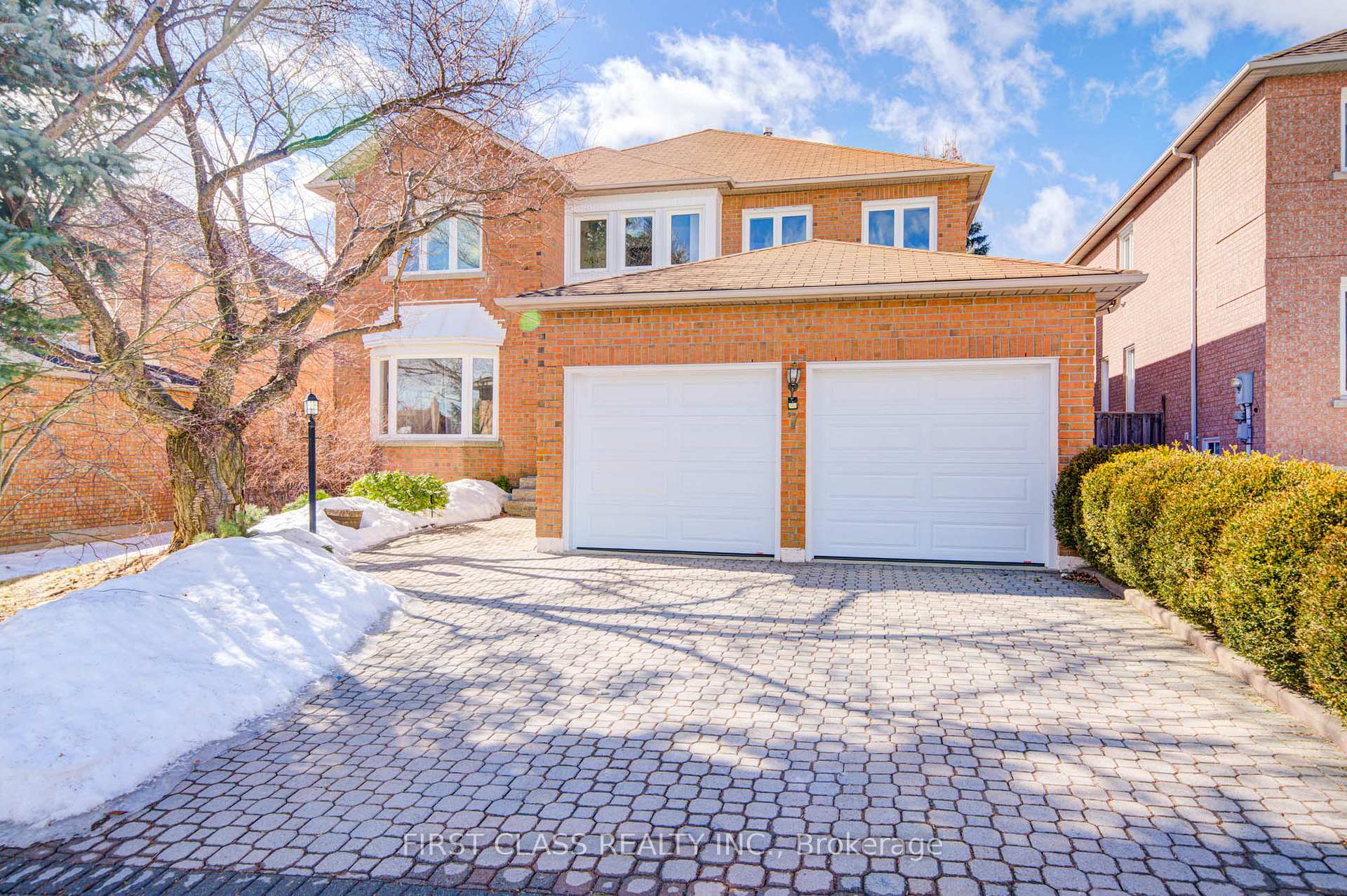 Photo 1 of 7 Turnberry Crescent, Markham, Unionville — HOMEH