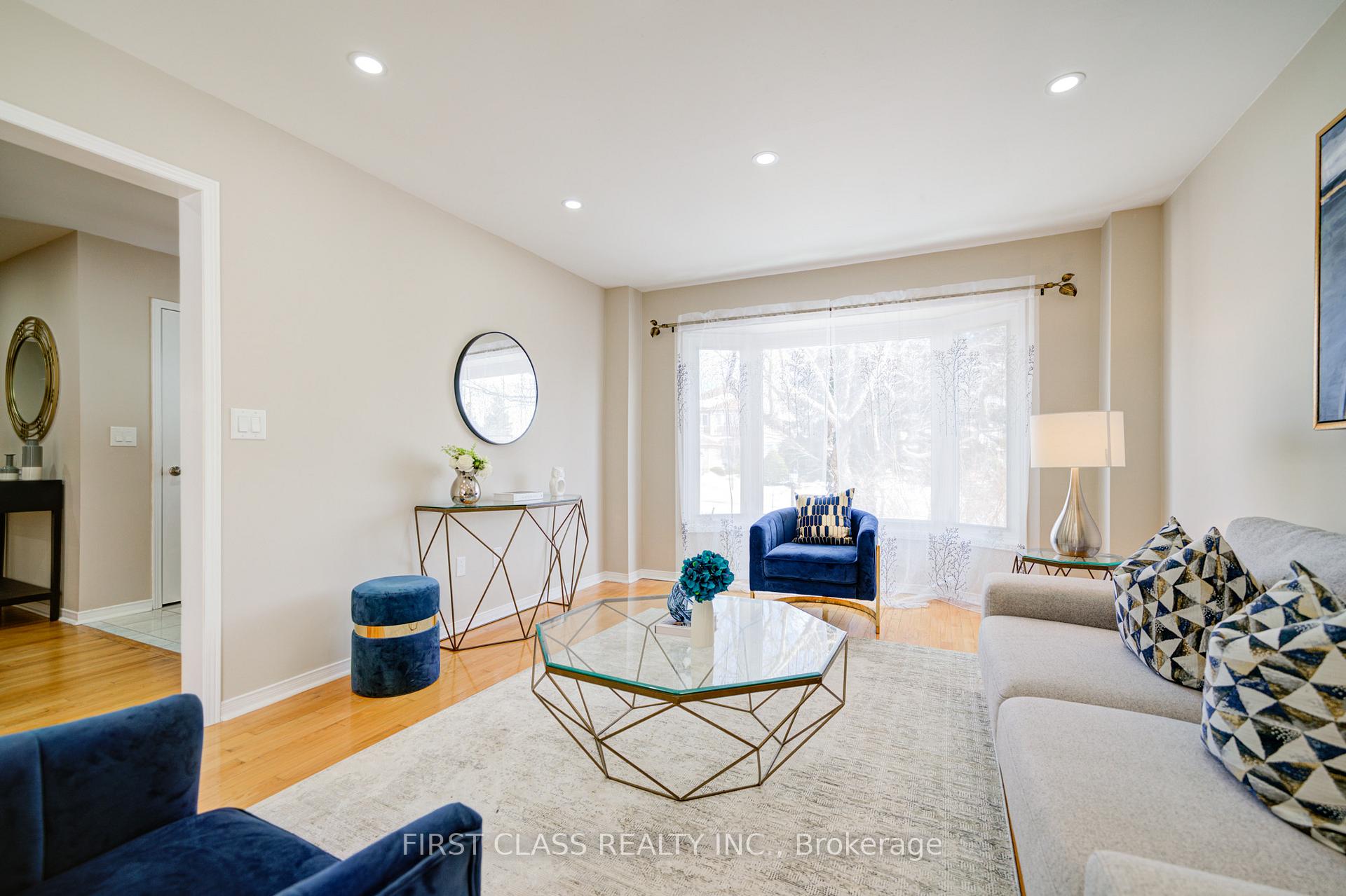 Photo 7 of 7 Turnberry Crescent, Markham, Unionville — HOMEH