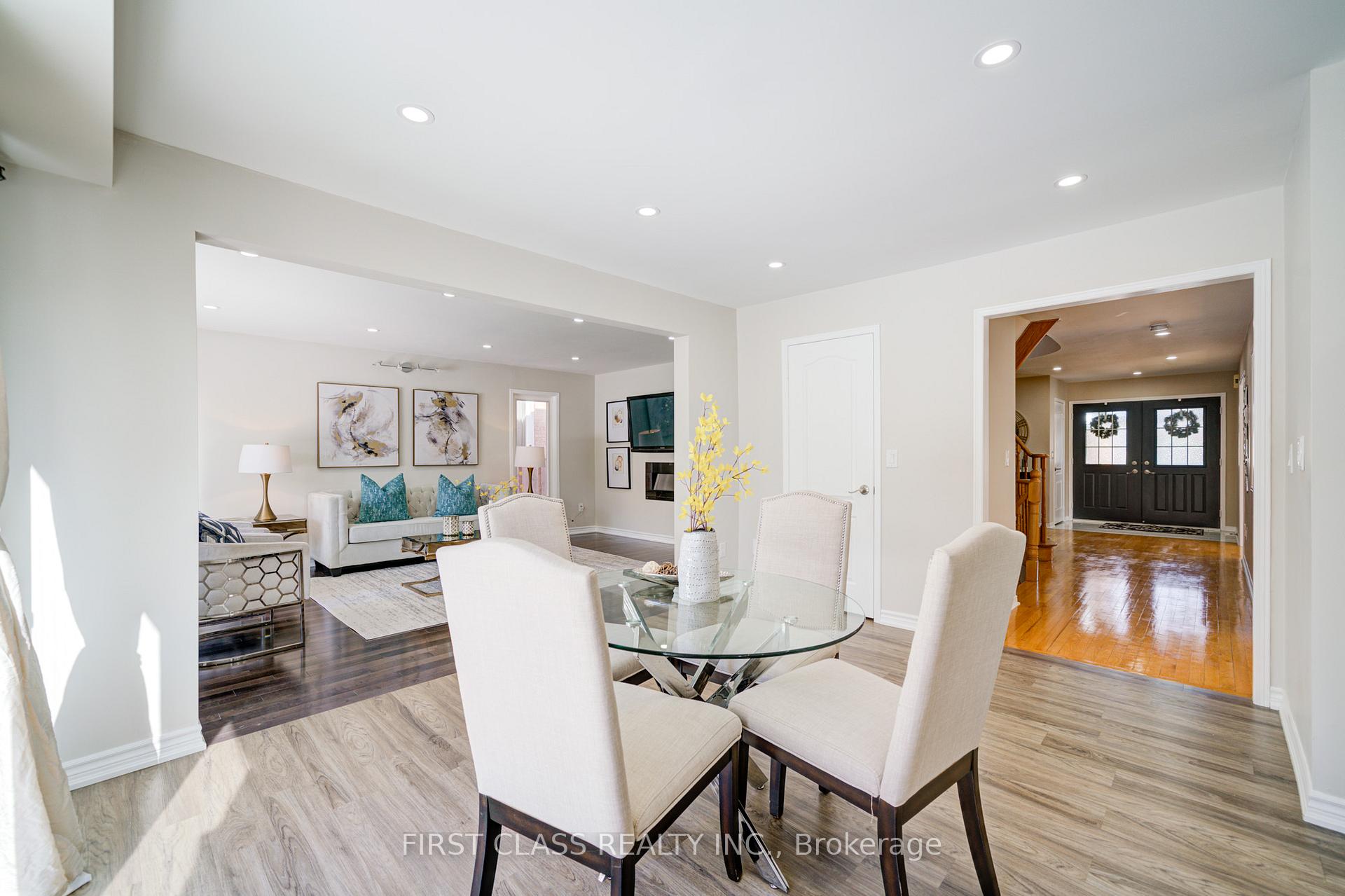 Photo 15 of 7 Turnberry Crescent, Markham, Unionville — HOMEH
