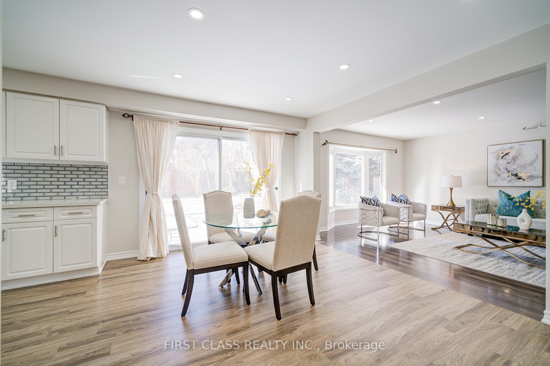 Photo 17 of 7 Turnberry Crescent, Markham, Unionville — HOMEH