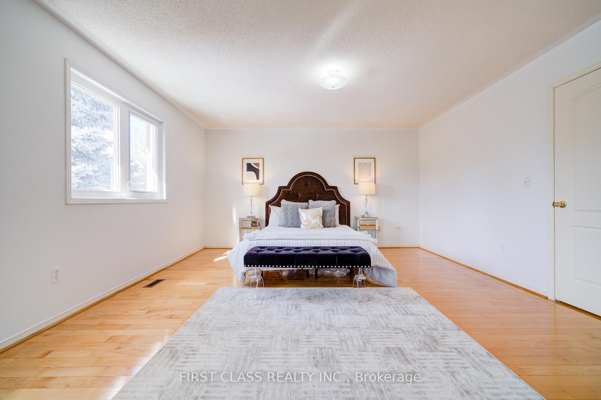 Photo 28 of 7 Turnberry Crescent, Markham, Unionville — HOMEH