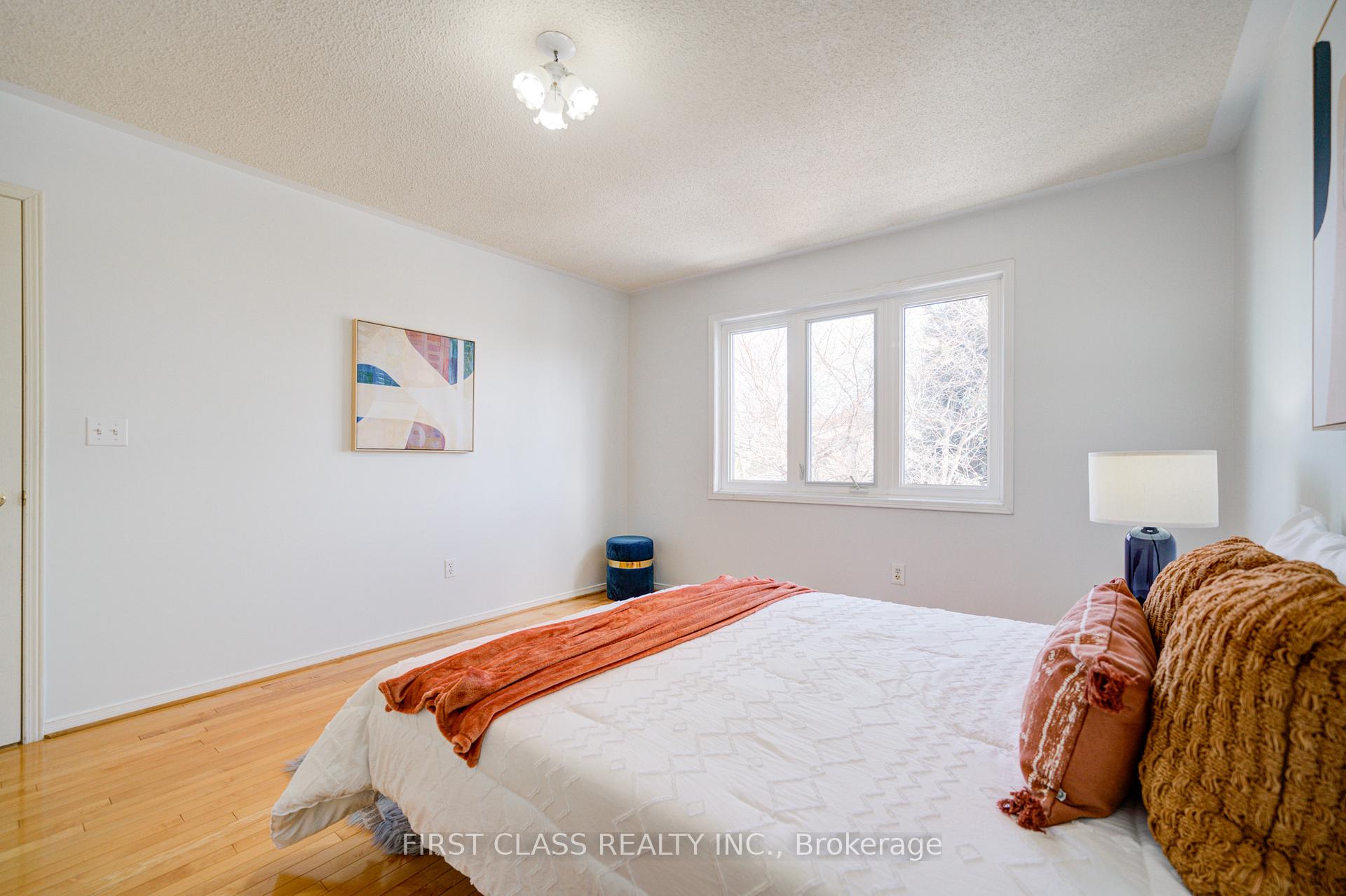 Photo 34 of 7 Turnberry Crescent, Markham, Unionville — HOMEH