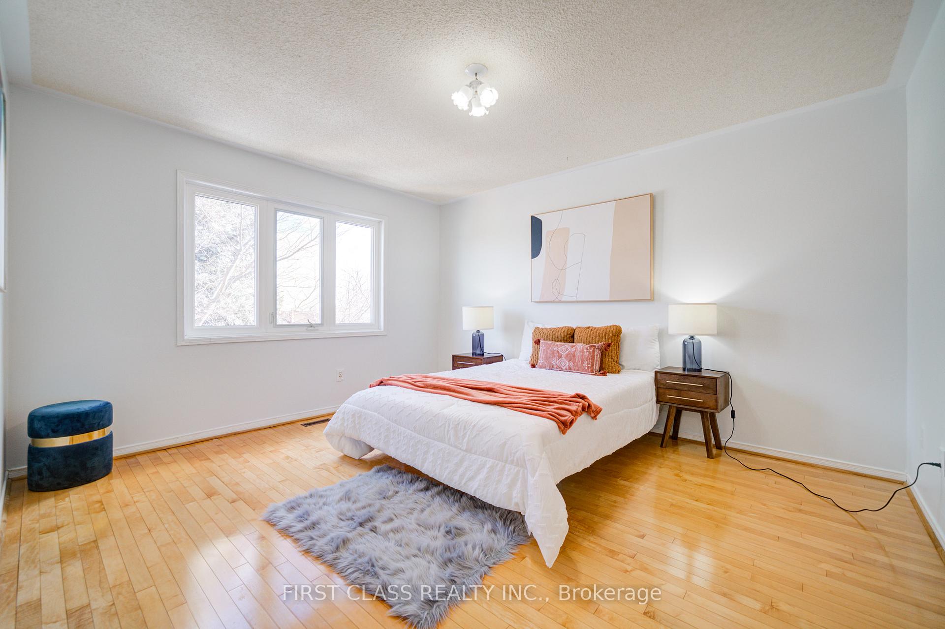Photo 35 of 7 Turnberry Crescent, Markham, Unionville — HOMEH