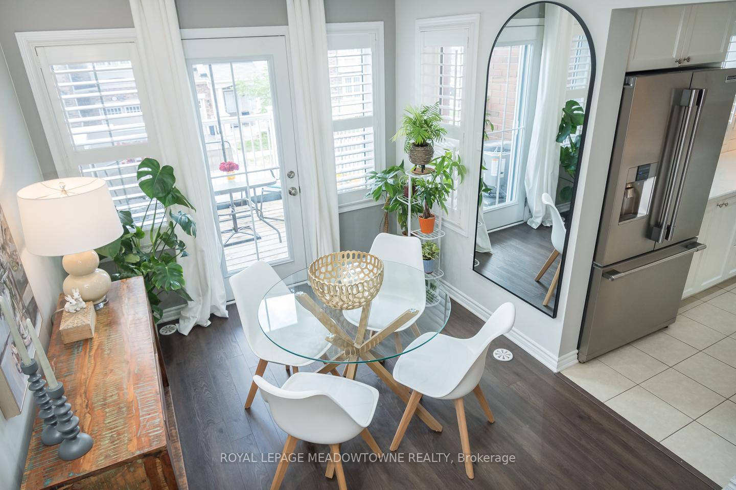 Photo 5 of 298 Reis Place, Milton, Ford — HOMEH