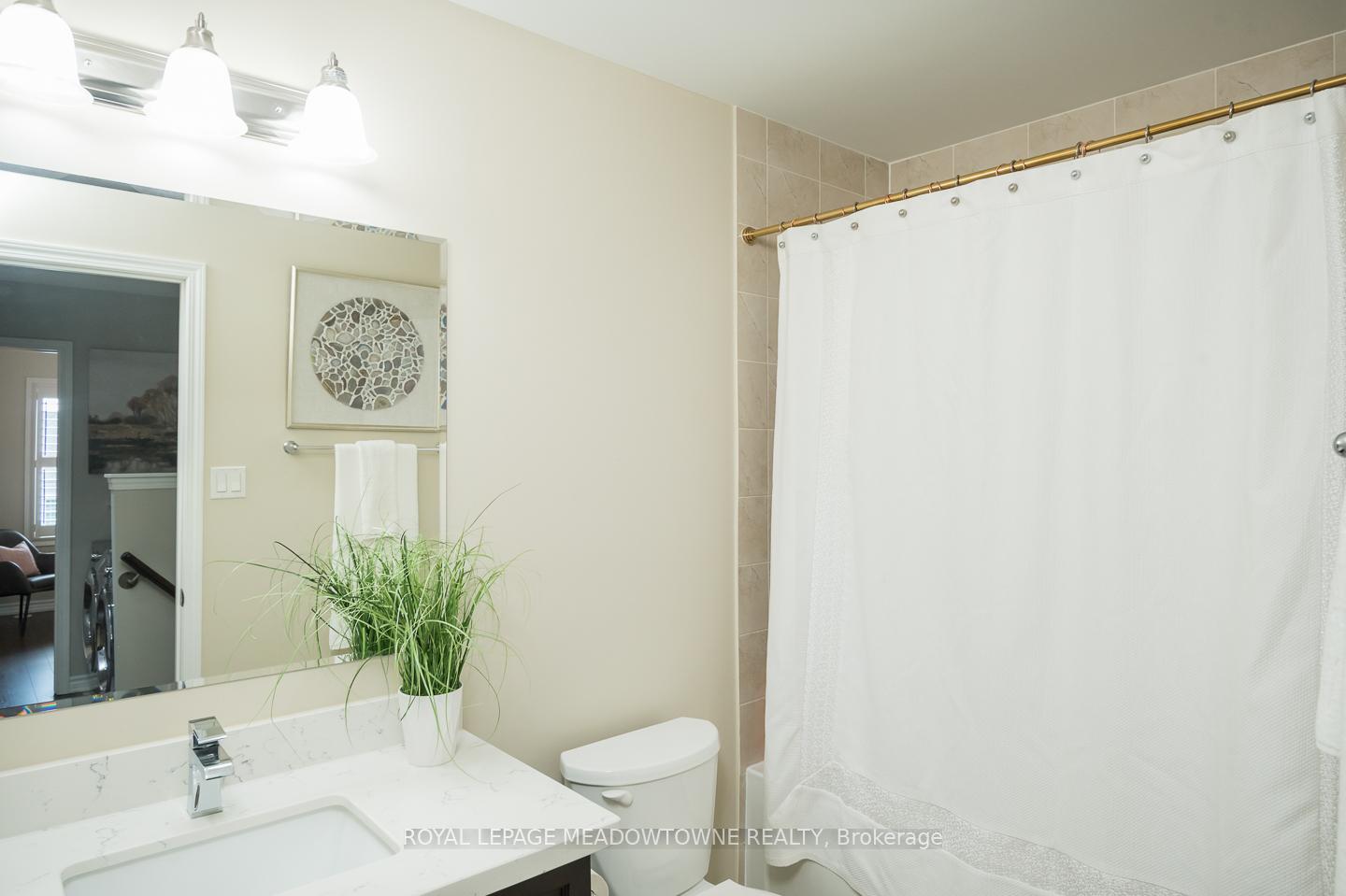 Photo 10 of 298 Reis Place, Milton, Ford — HOMEH
