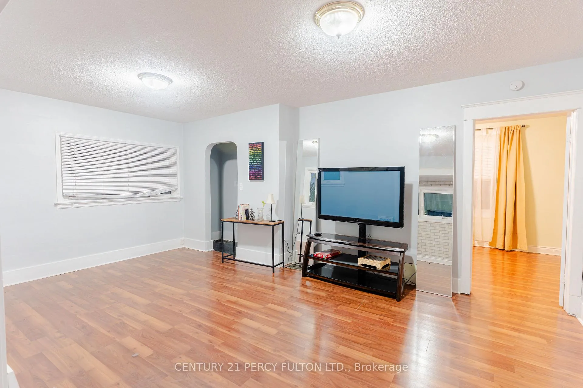 Photo 12 of 4533 Sixth Avenue, Niagara Falls, Cherrywood — HOMEH