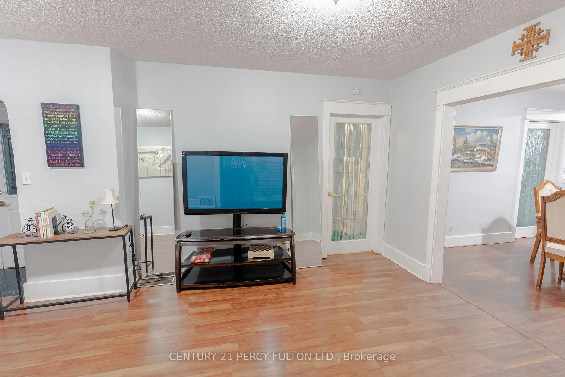 Photo 14 of 4533 Sixth Avenue, Niagara Falls, Cherrywood — HOMEH