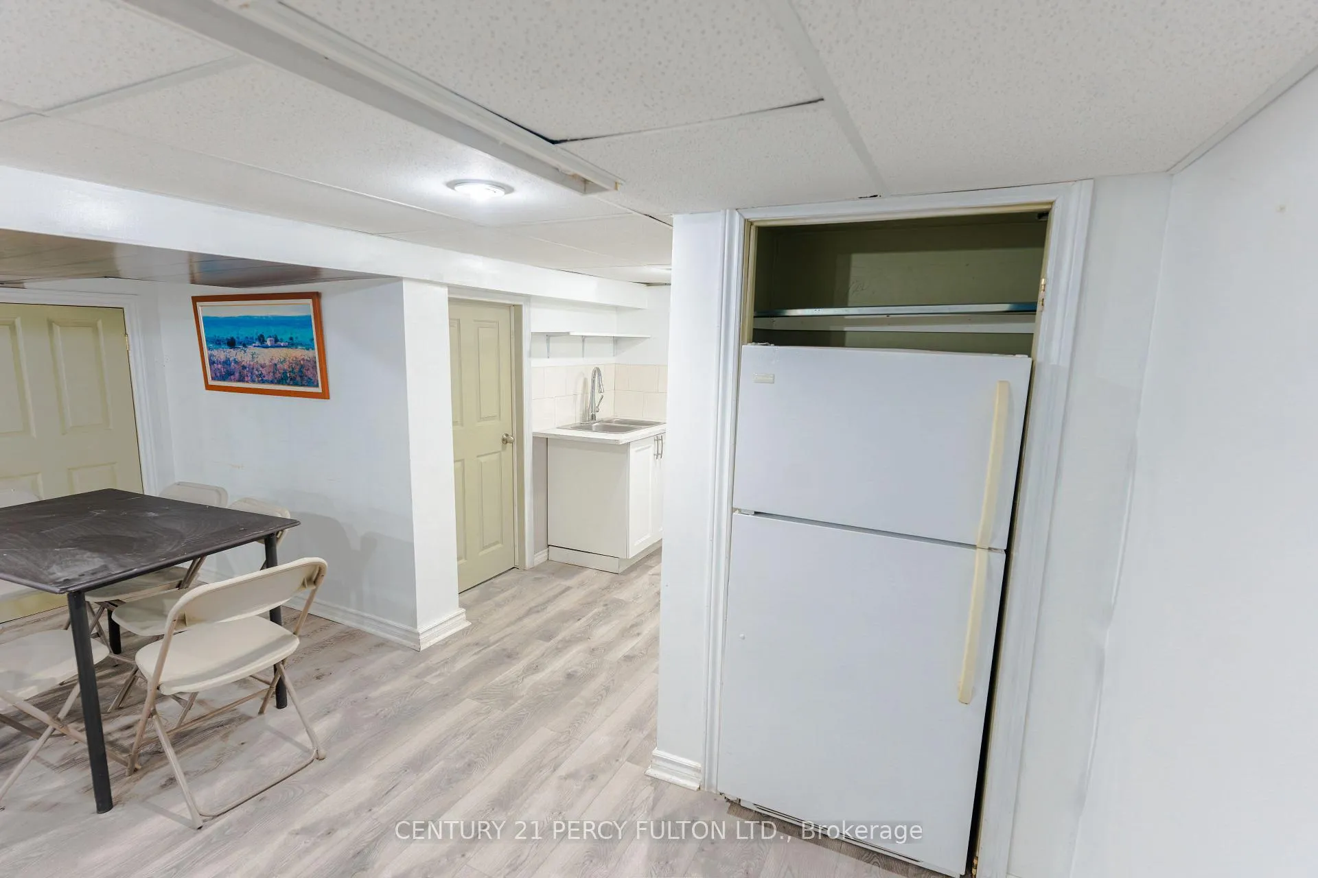 Photo 17 of 4533 Sixth Avenue, Niagara Falls, Cherrywood — HOMEH