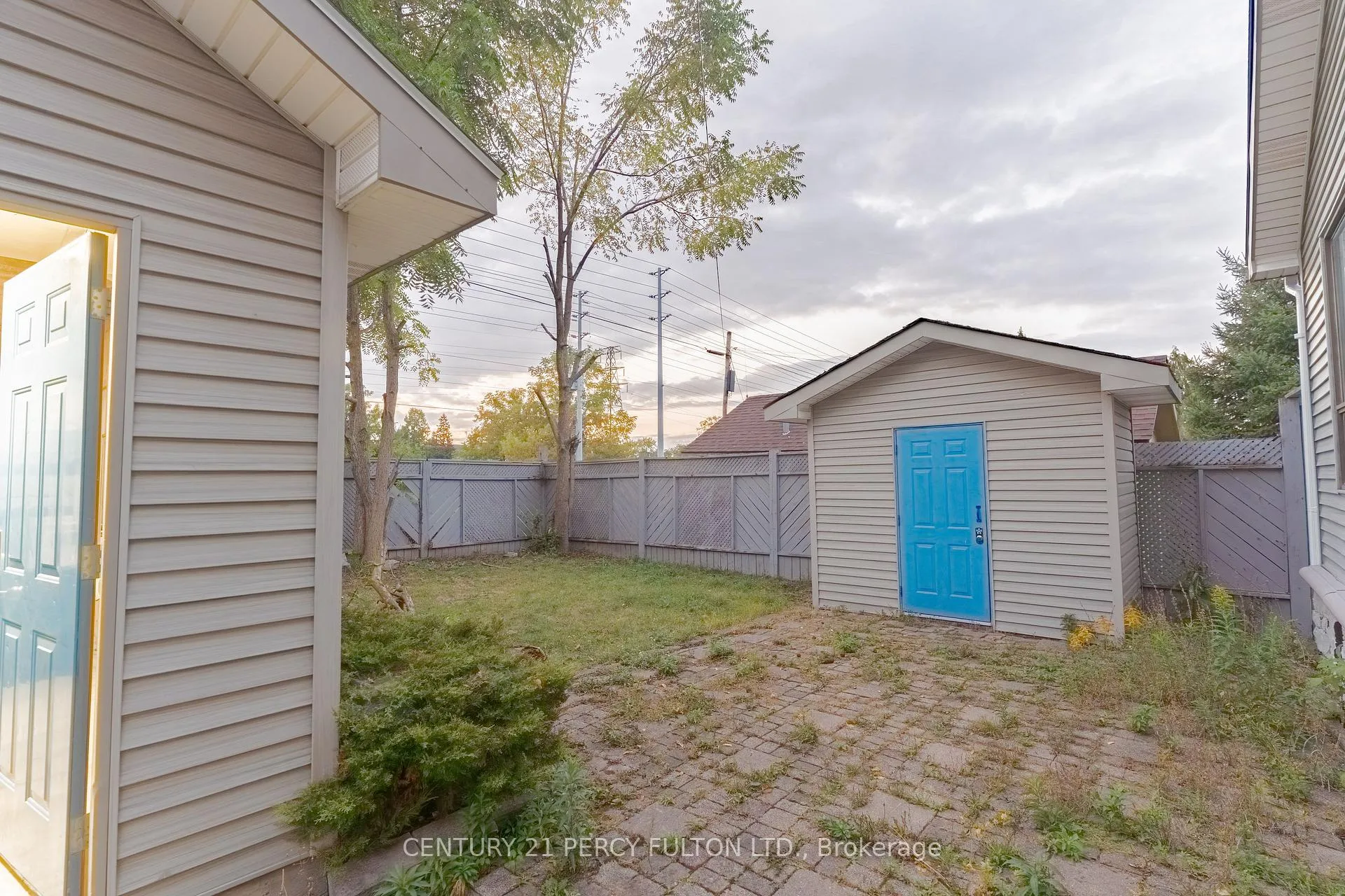 Photo 18 of 4533 Sixth Avenue, Niagara Falls, Cherrywood — HOMEH