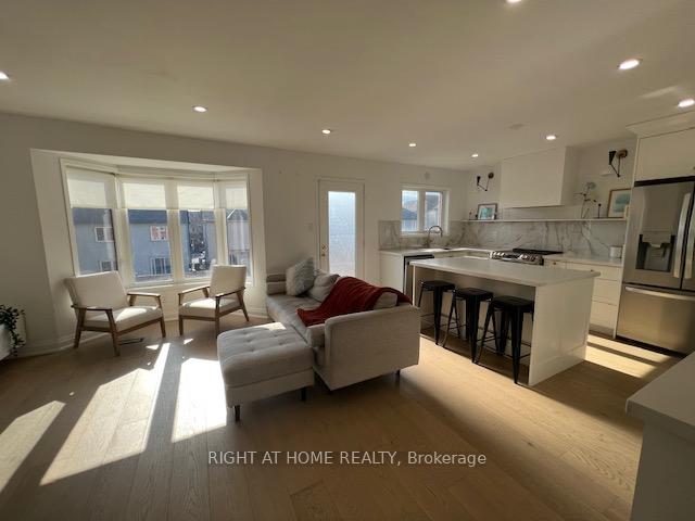 Photo 2 of 2300 Winlord Place, Oshawa, Windfields — HOMEH