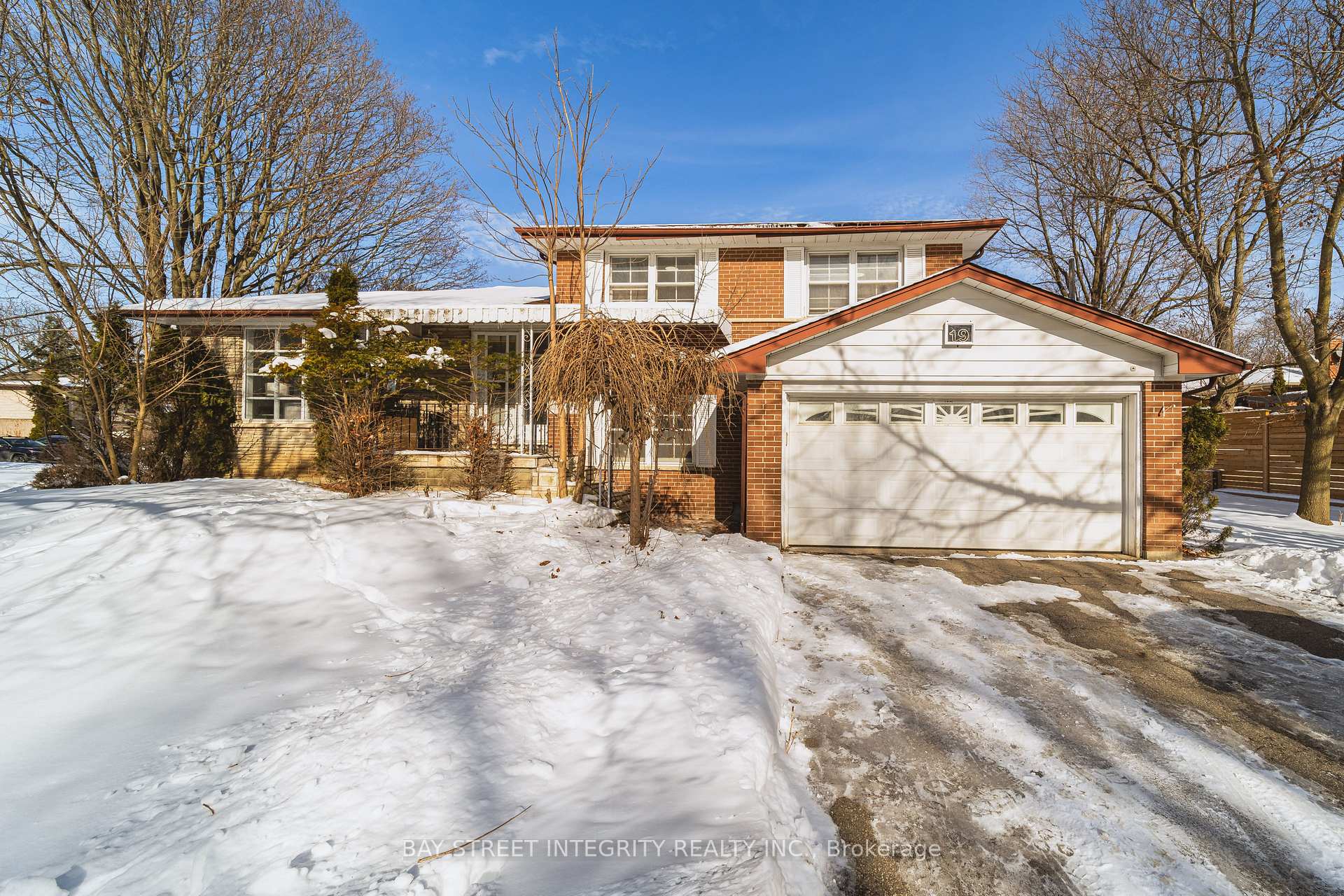 Photo 1 of 19 Valleycrest Avenue, Markham, Bullock — HOMEH