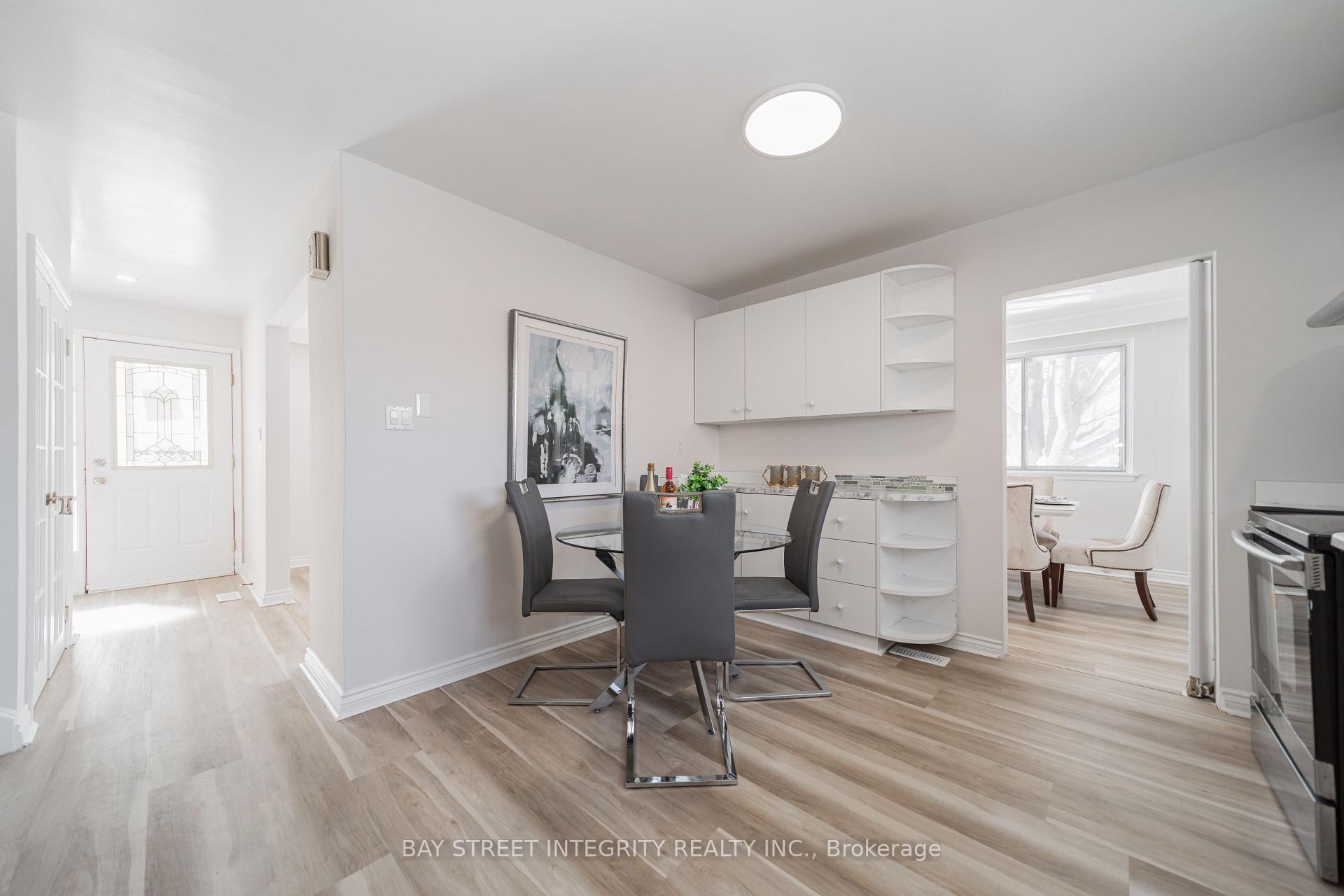 Photo 17 of 19 Valleycrest Avenue, Markham, Bullock — HOMEH