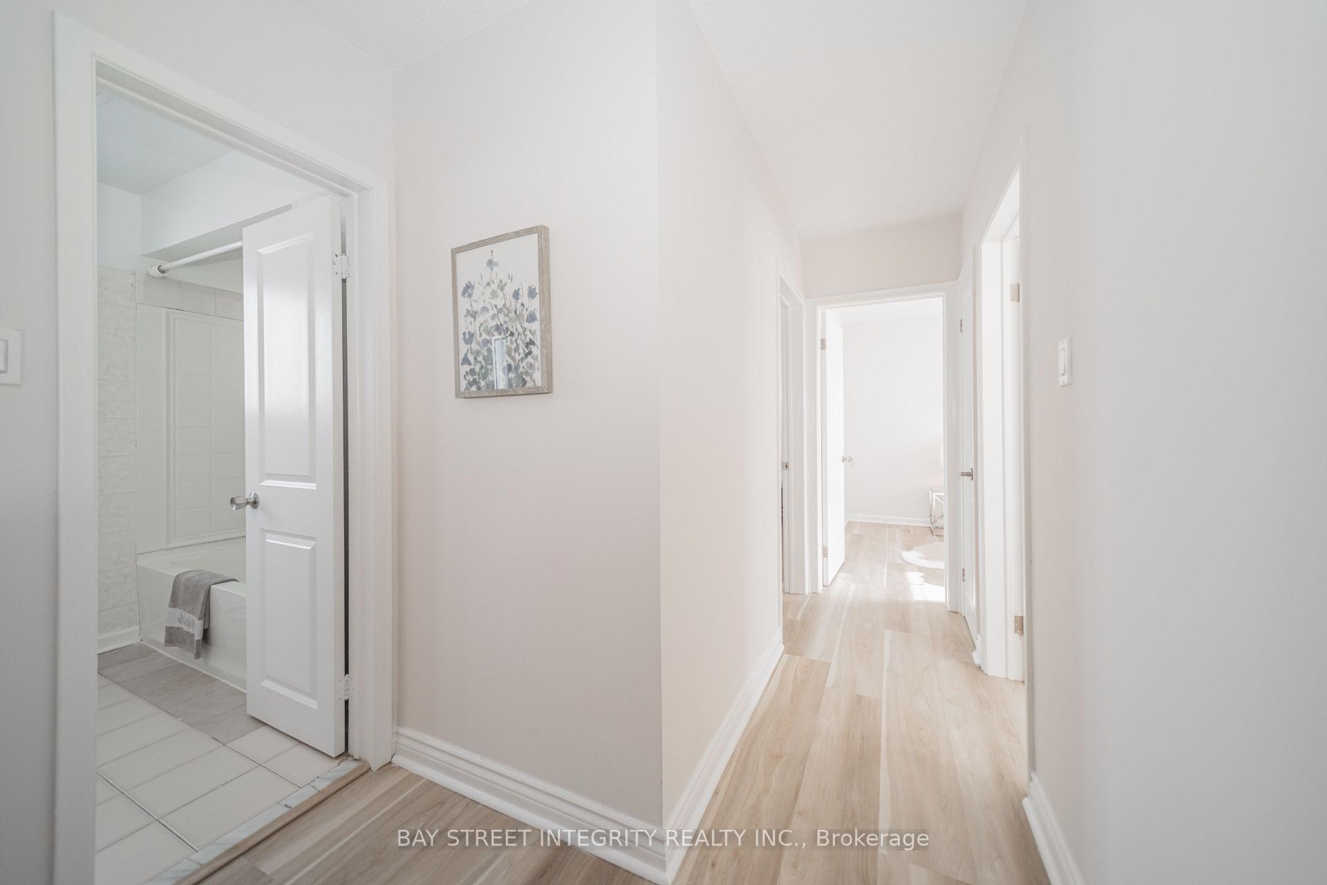 Photo 33 of 19 Valleycrest Avenue, Markham, Bullock — HOMEH