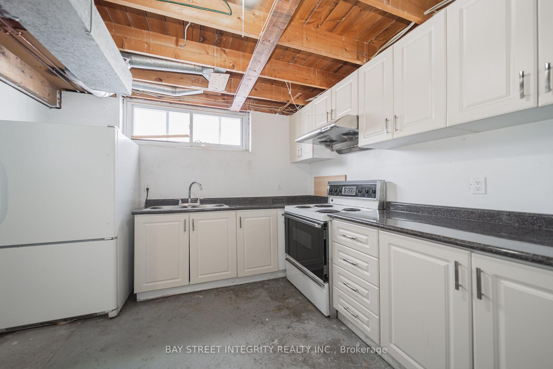 Photo 44 of 19 Valleycrest Avenue, Markham, Bullock — HOMEH