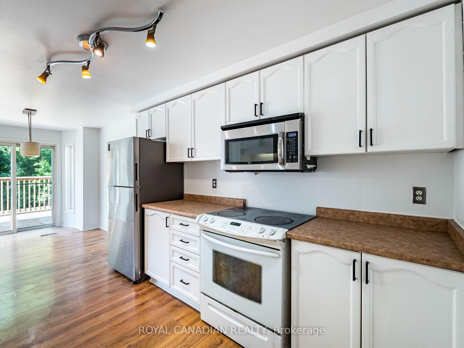 Photo 41 of 144 Lakeview Court, Orangeville — HOMEH