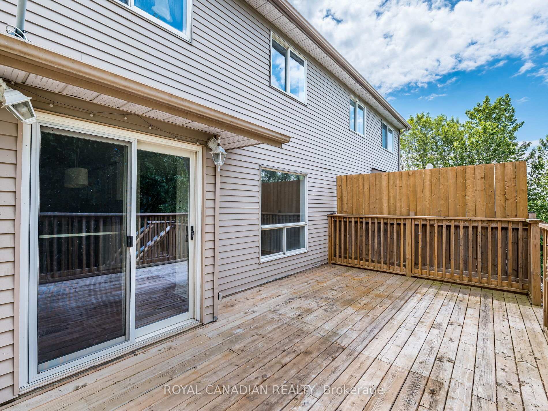 Photo 32 of 144 Lakeview Court, Orangeville — HOMEH