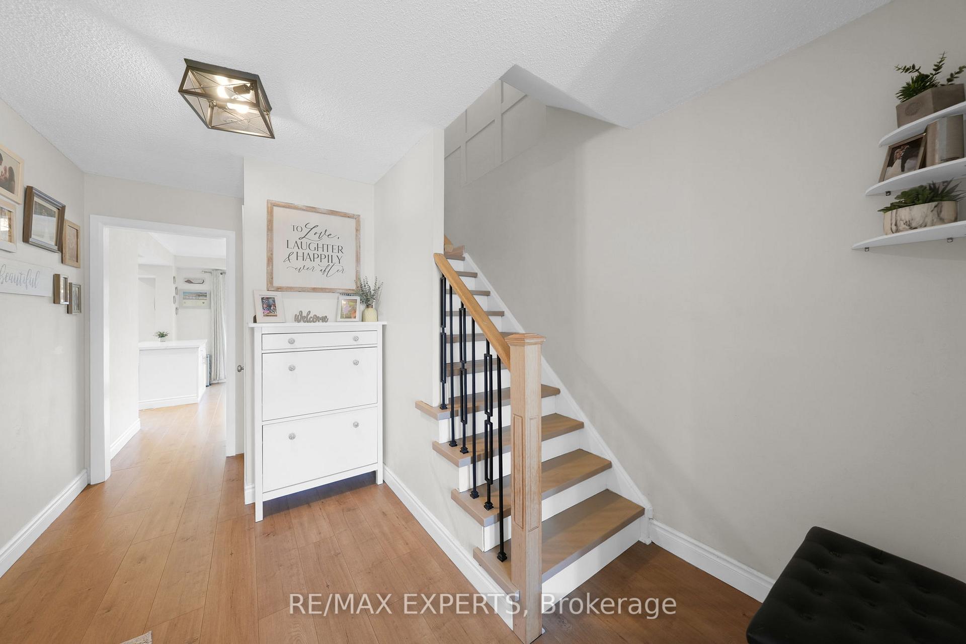Photo 8 of 51 Mcknight Crescent, New Tecumseth, Tottenham — HOMEH