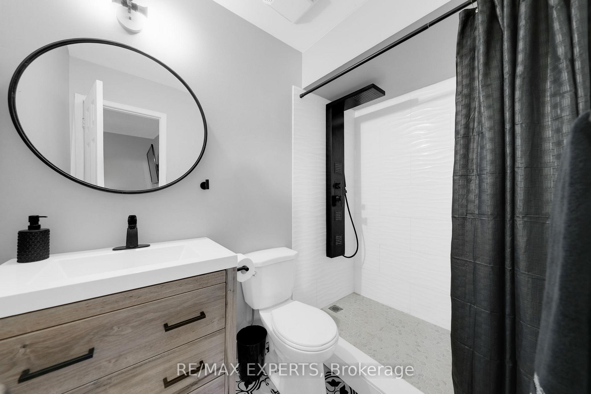 Photo 26 of 51 Mcknight Crescent, New Tecumseth, Tottenham — HOMEH