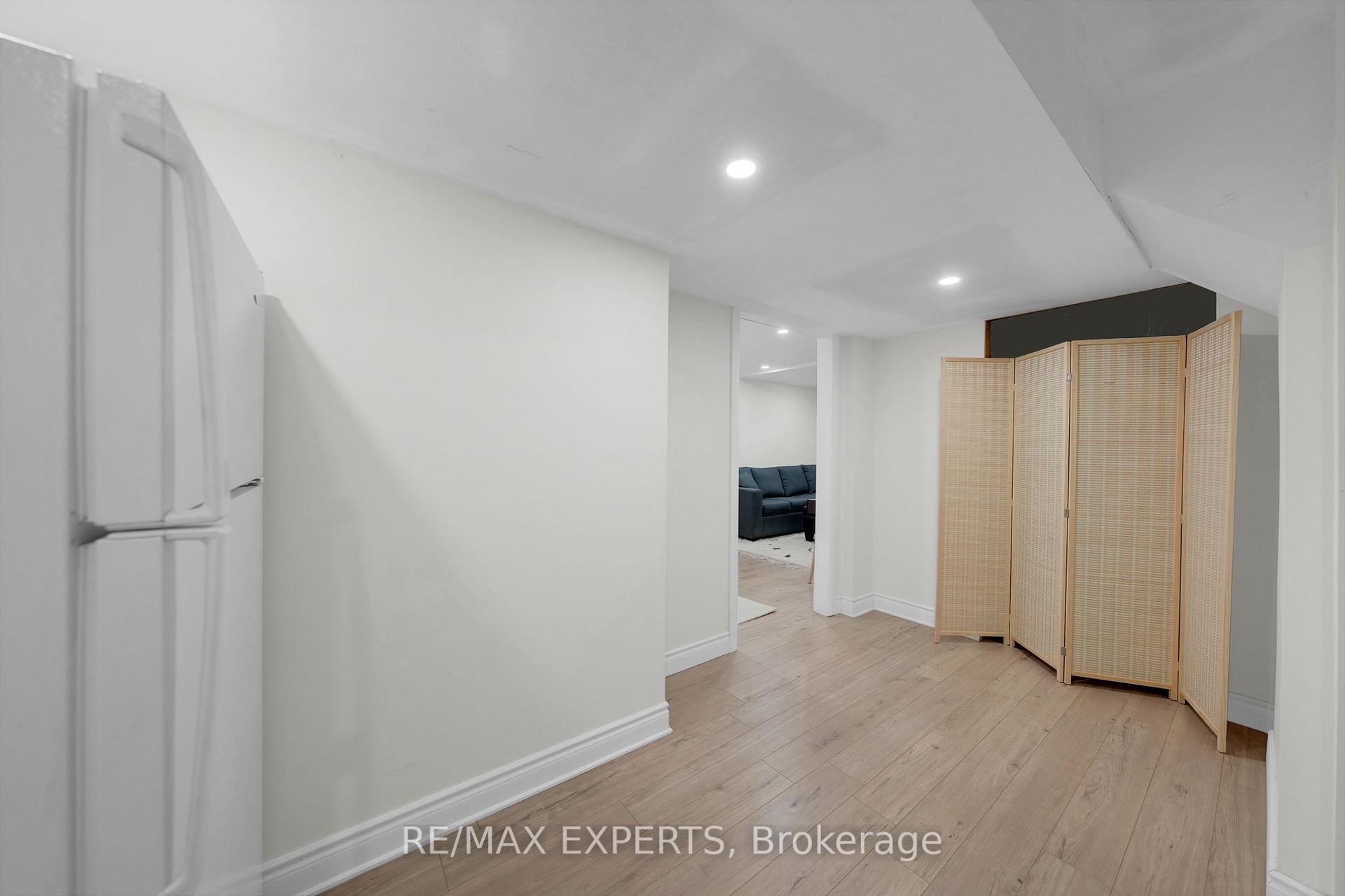 Photo 33 of 51 Mcknight Crescent, New Tecumseth, Tottenham — HOMEH