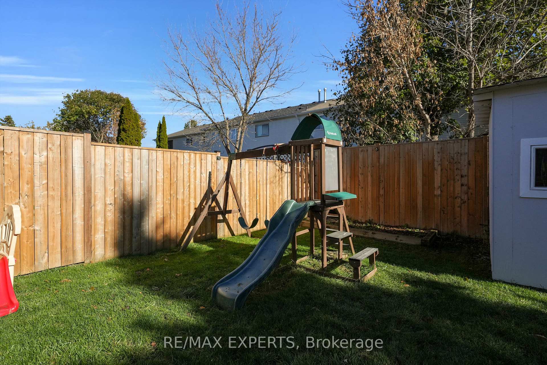 Photo 44 of 51 Mcknight Crescent, New Tecumseth, Tottenham — HOMEH