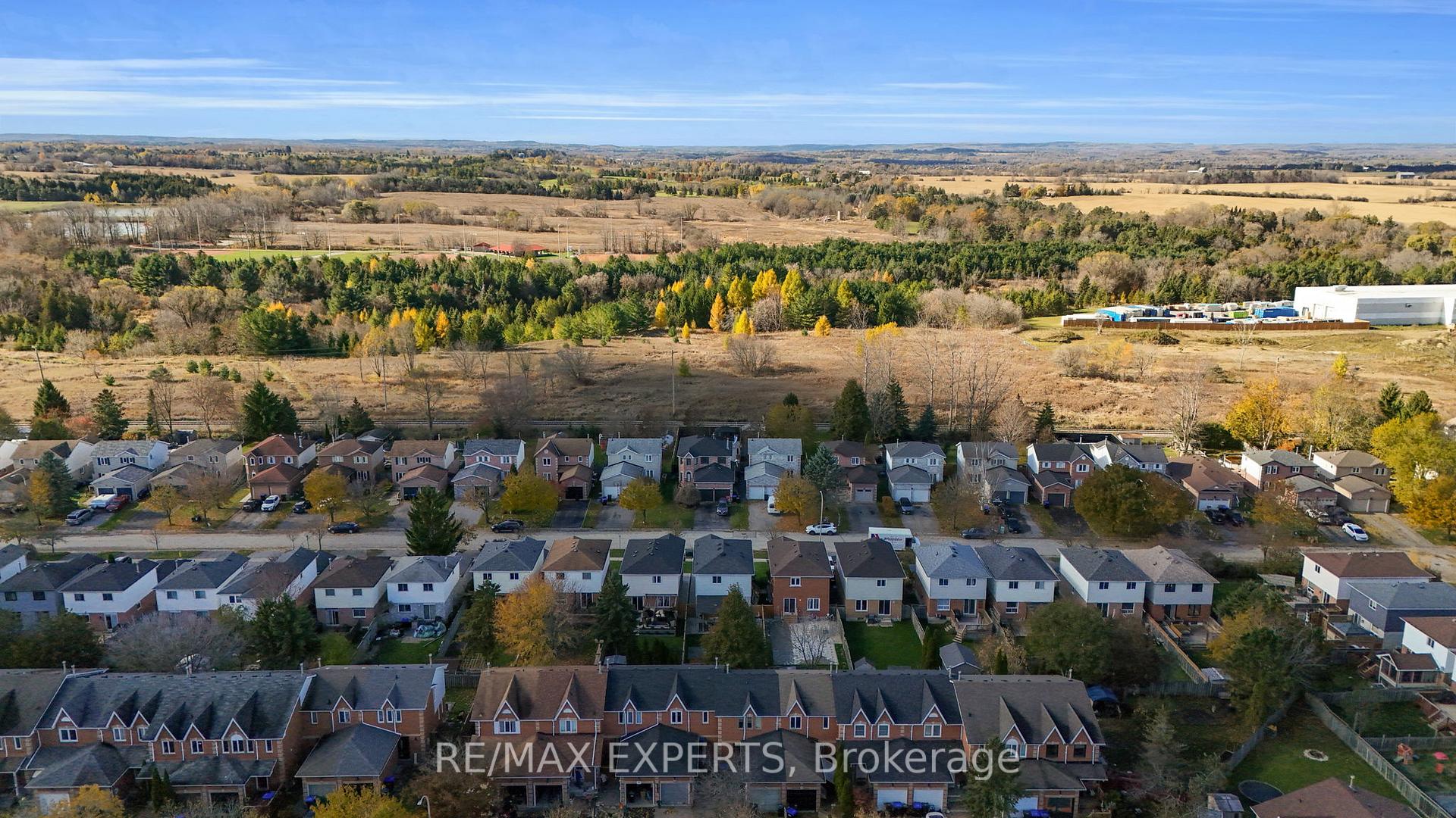 Photo 49 of 51 Mcknight Crescent, New Tecumseth, Tottenham — HOMEH