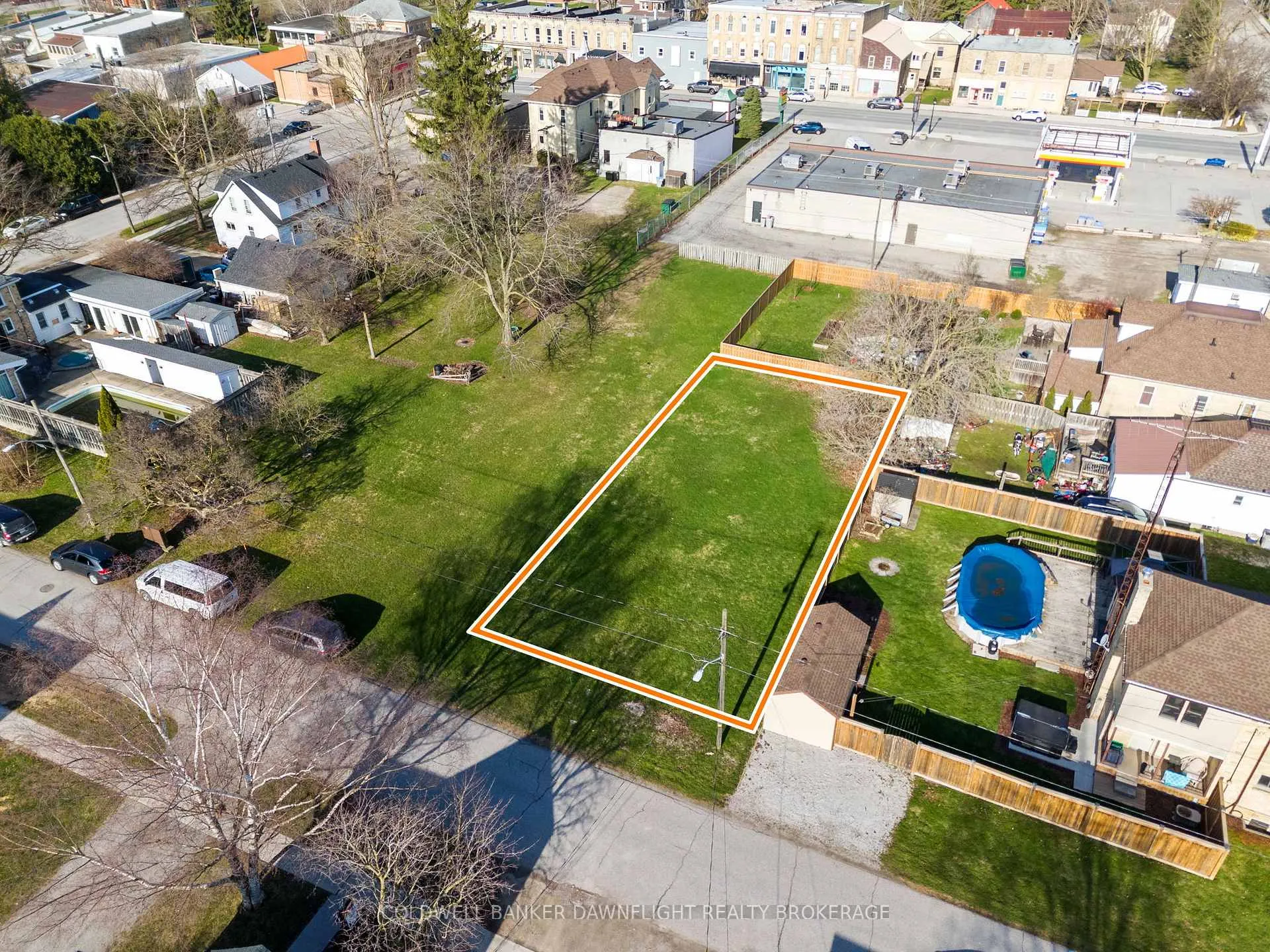 Photo 1 of 257 Pearl Street, North Middlesex, Parkhill — HOMEH
