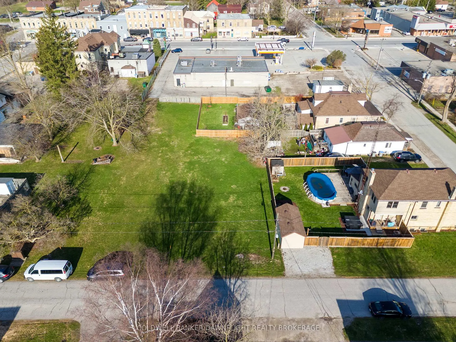 Photo 6 of 257 Pearl Street, North Middlesex, Parkhill — HOMEH
