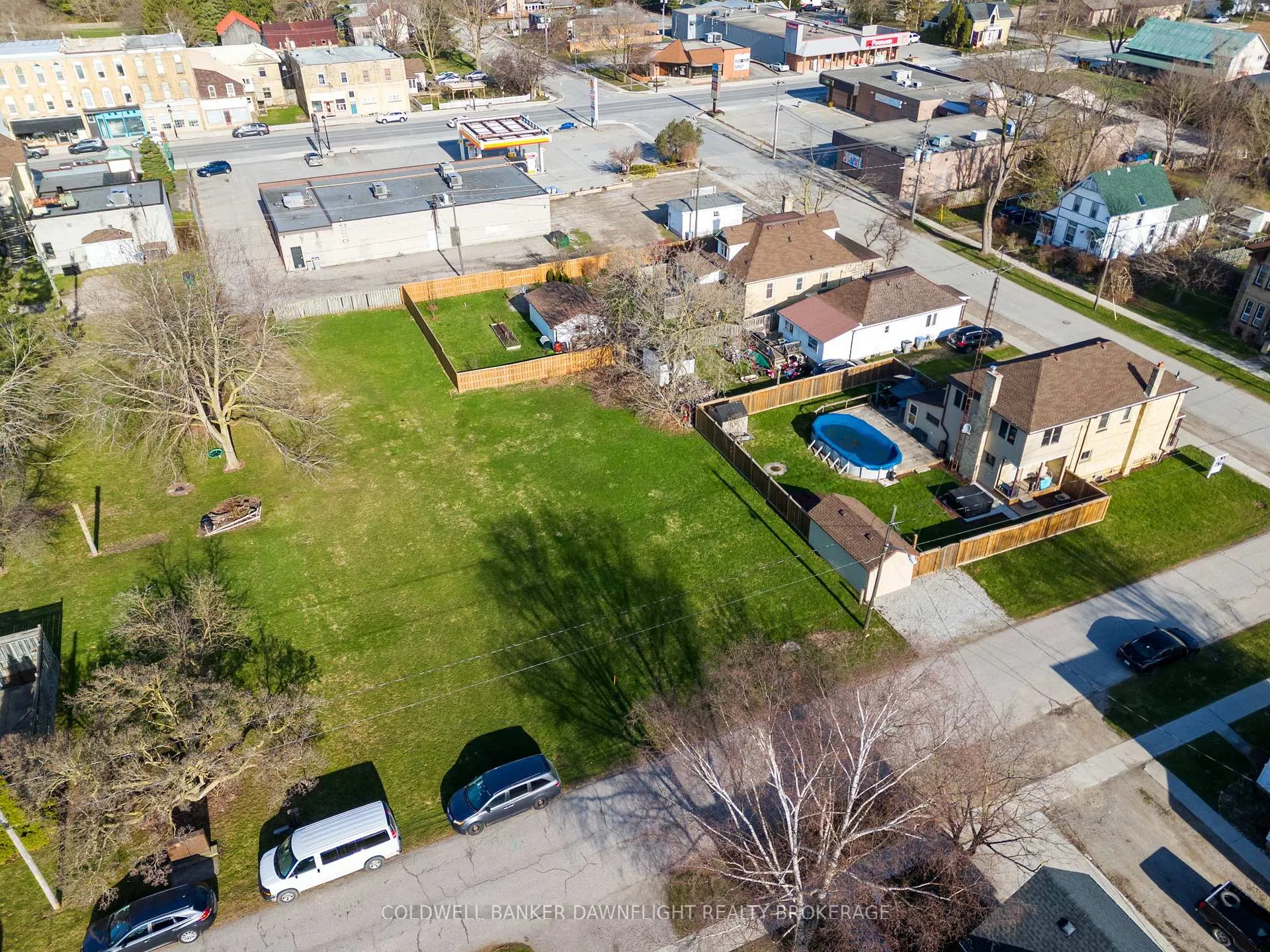 Photo 7 of 257 Pearl Street, North Middlesex, Parkhill — HOMEH