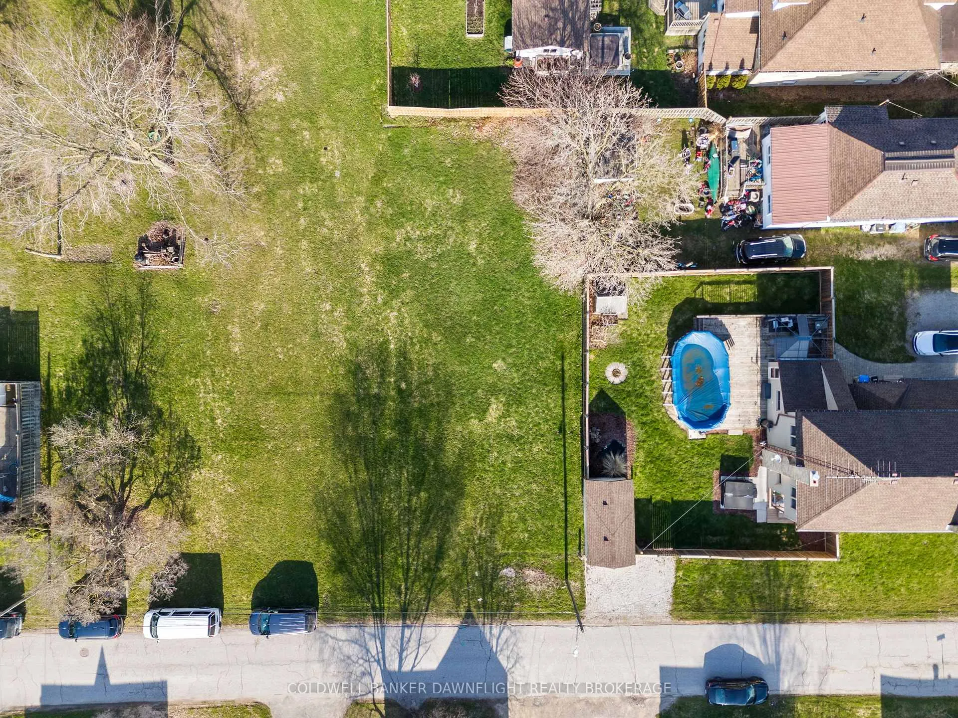 Photo 8 of 257 Pearl Street, North Middlesex, Parkhill — HOMEH