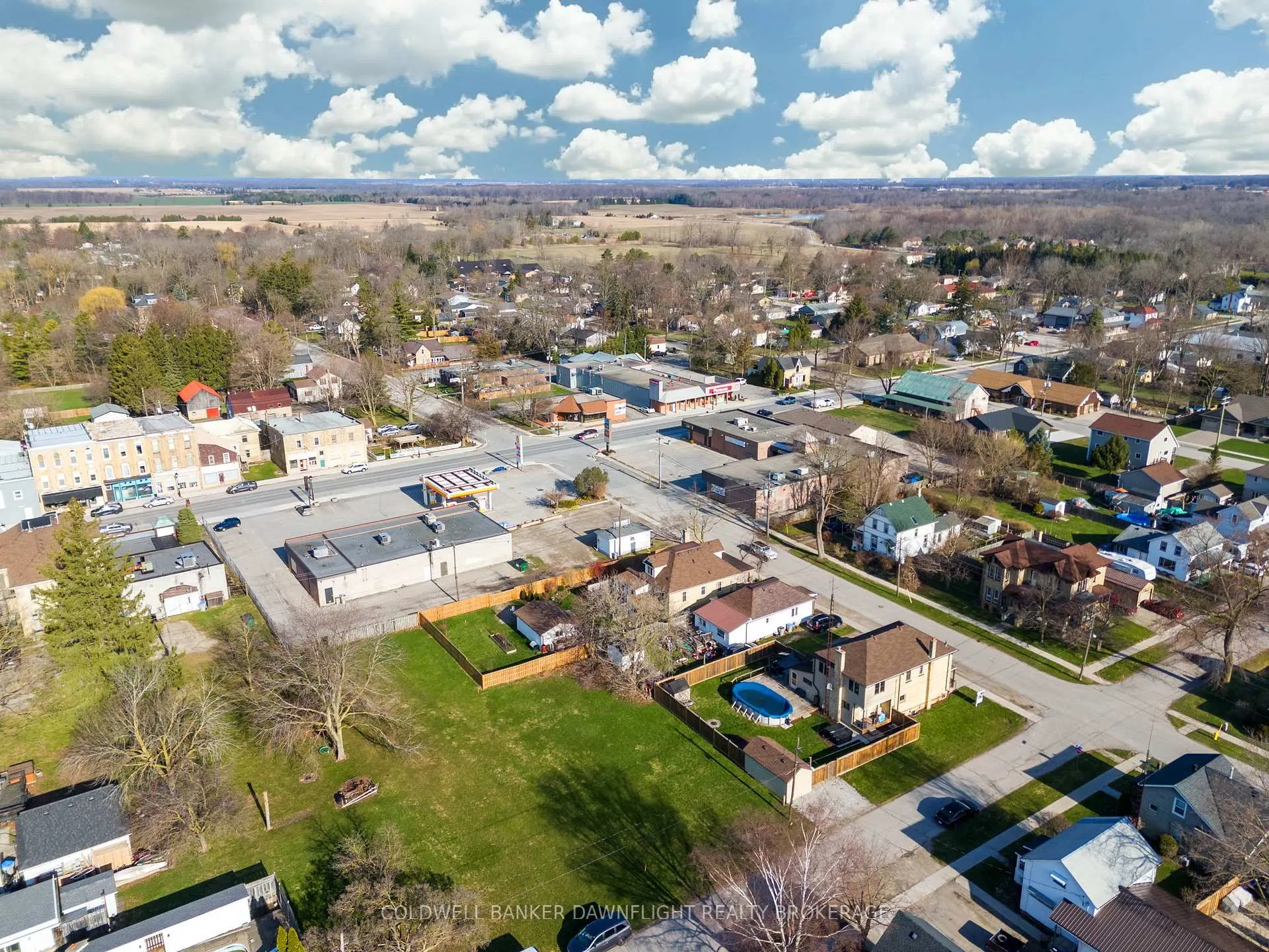 Photo 12 of 257 Pearl Street, North Middlesex, Parkhill — HOMEH