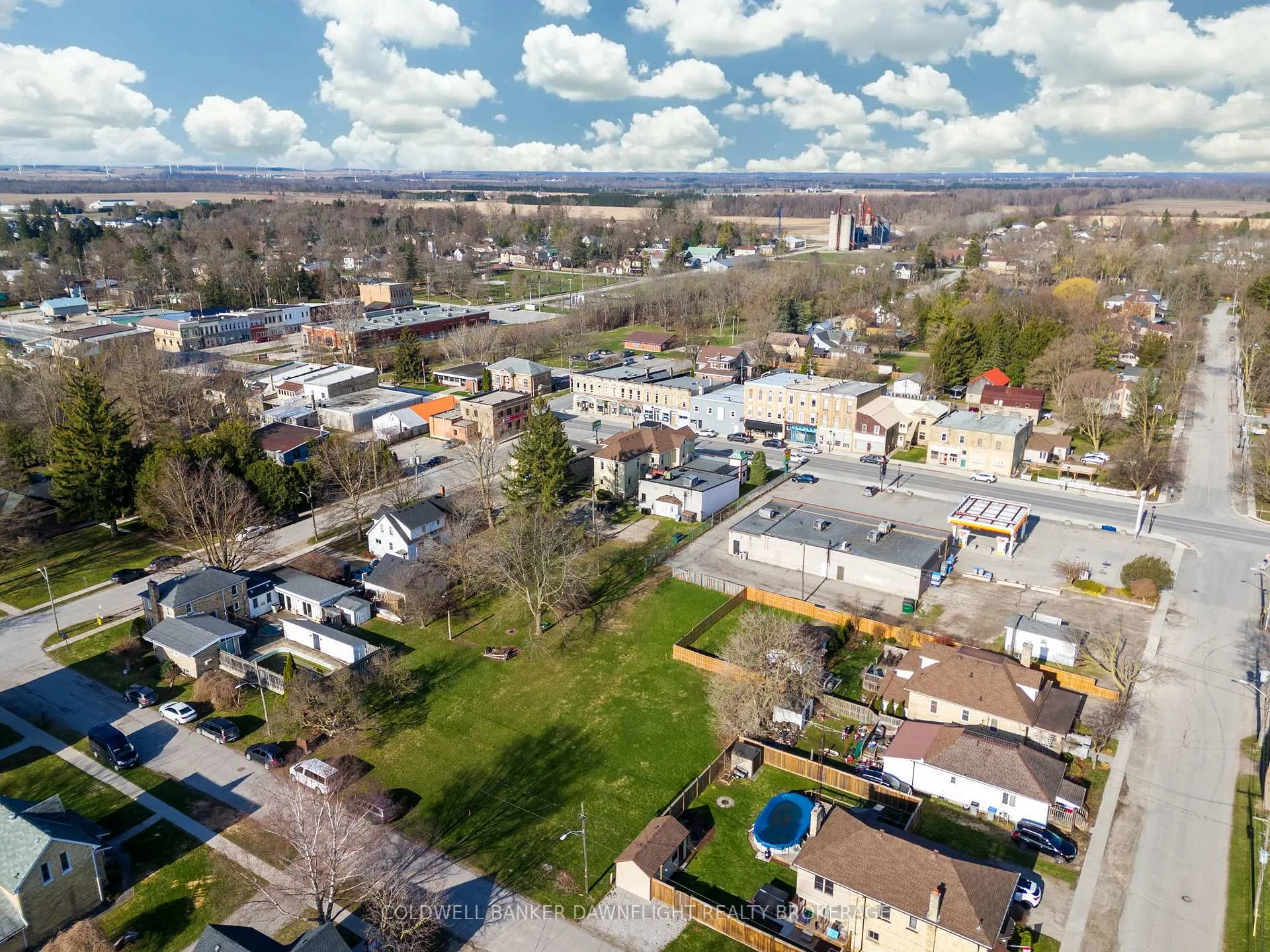 Photo 13 of 257 Pearl Street, North Middlesex, Parkhill — HOMEH