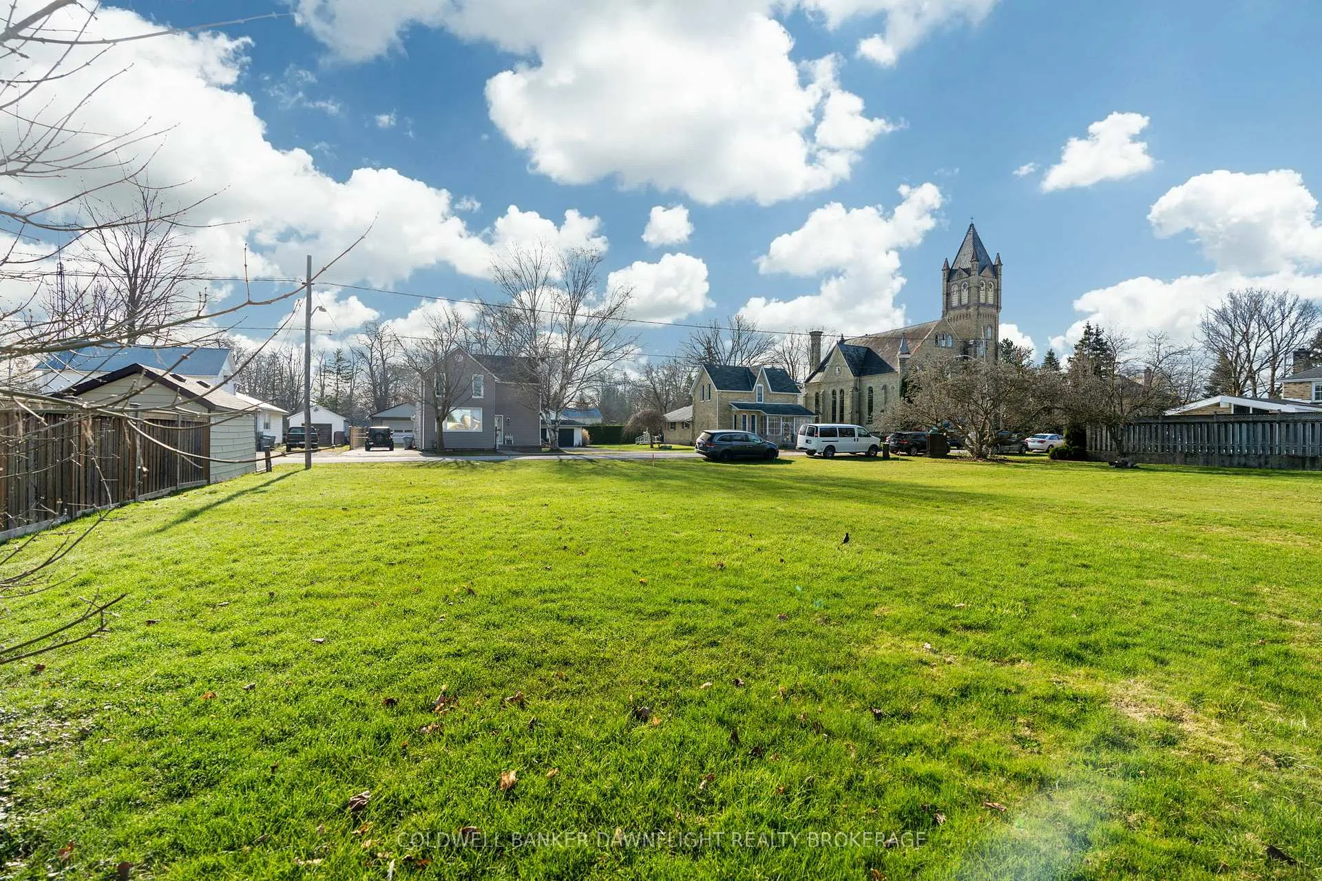 Photo 19 of 257 Pearl Street, North Middlesex, Parkhill — HOMEH