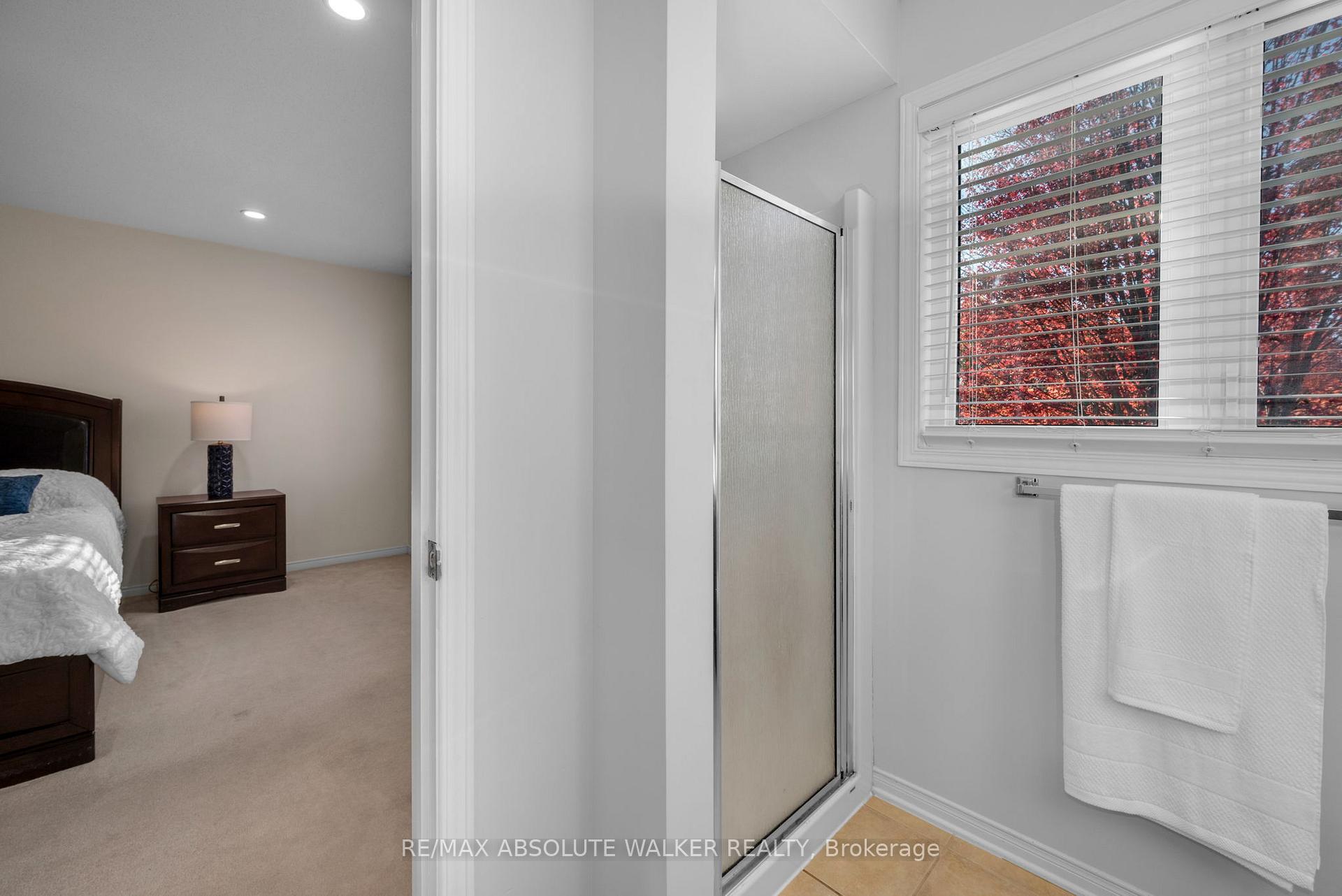 Photo 24 of 126 Forestcrest Street, Ottawa, Chapel Hill — HOMEH