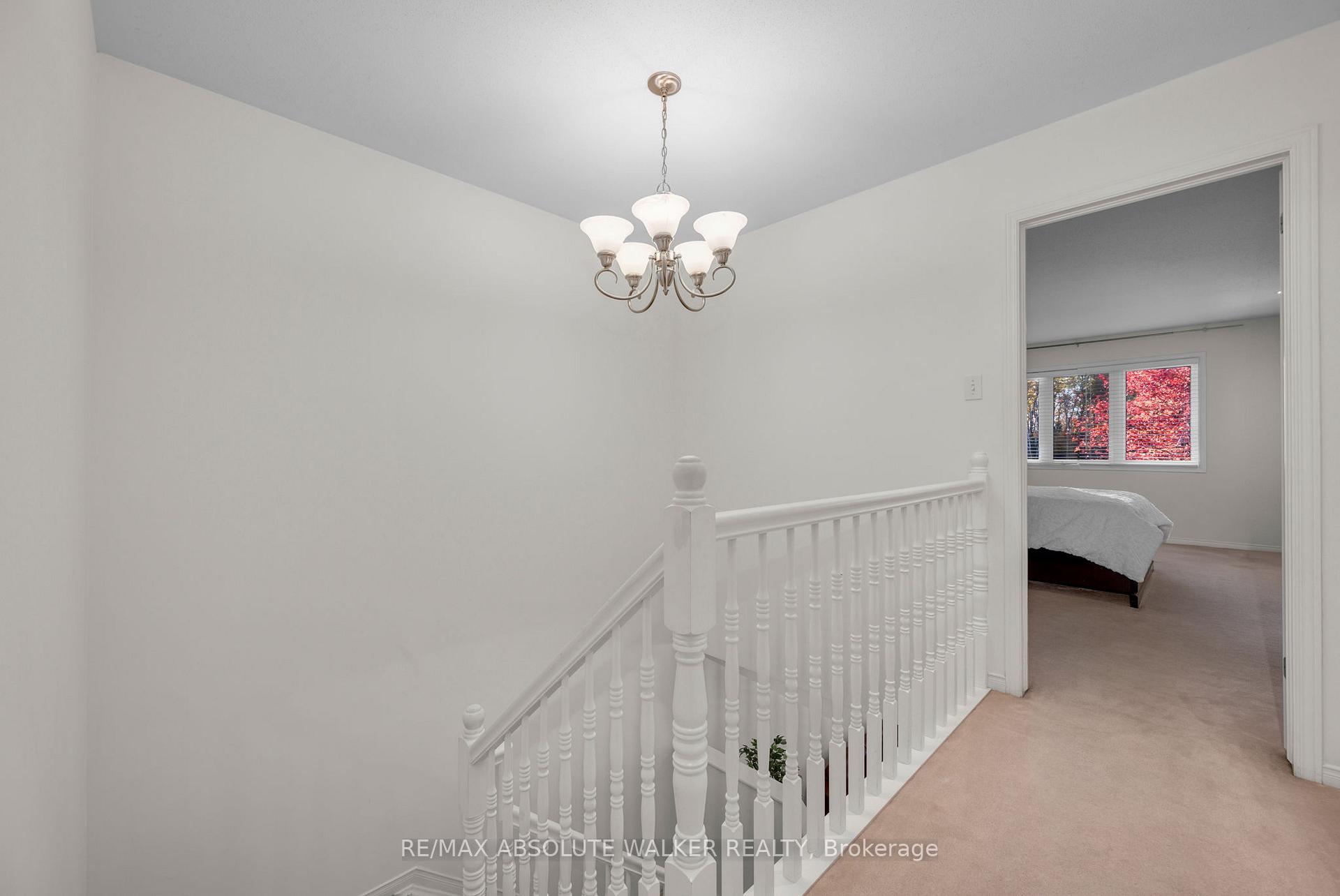 Photo 31 of 126 Forestcrest Street, Ottawa, Chapel Hill — HOMEH