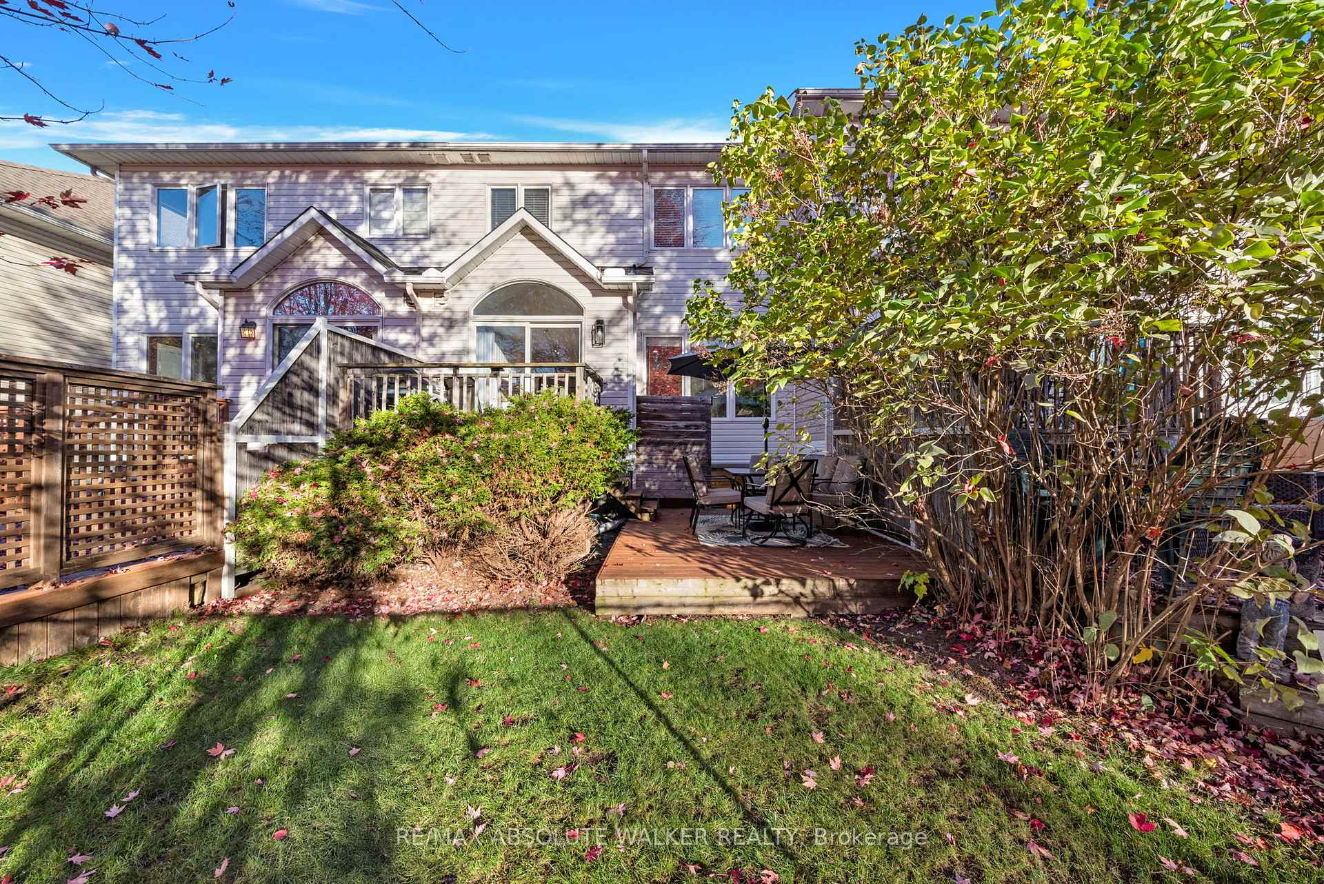 Photo 39 of 126 Forestcrest Street, Ottawa, Chapel Hill — HOMEH