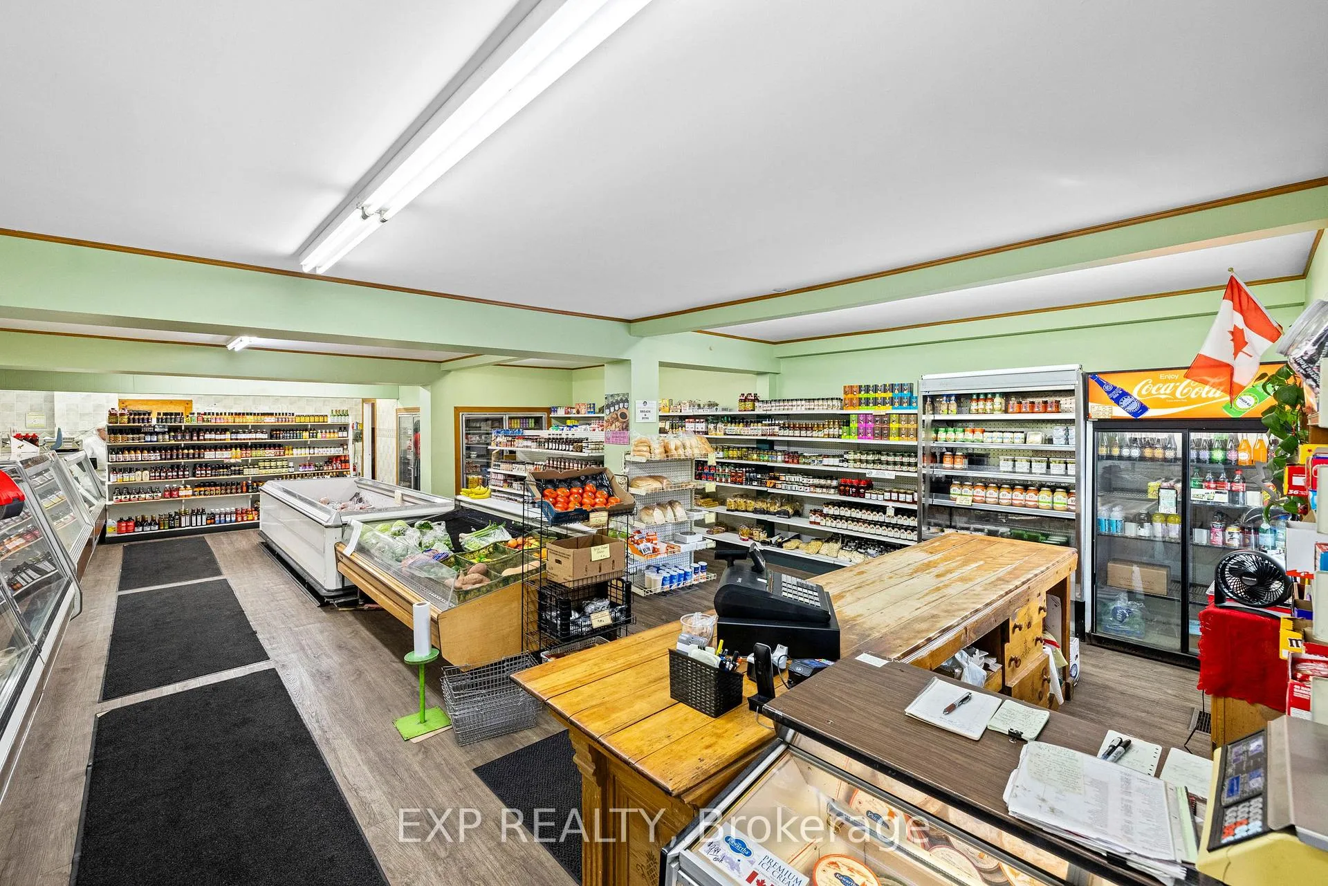 Photo 19 of 28 Buckingham Avenue, Oshawa, O'Neill — HOMEH