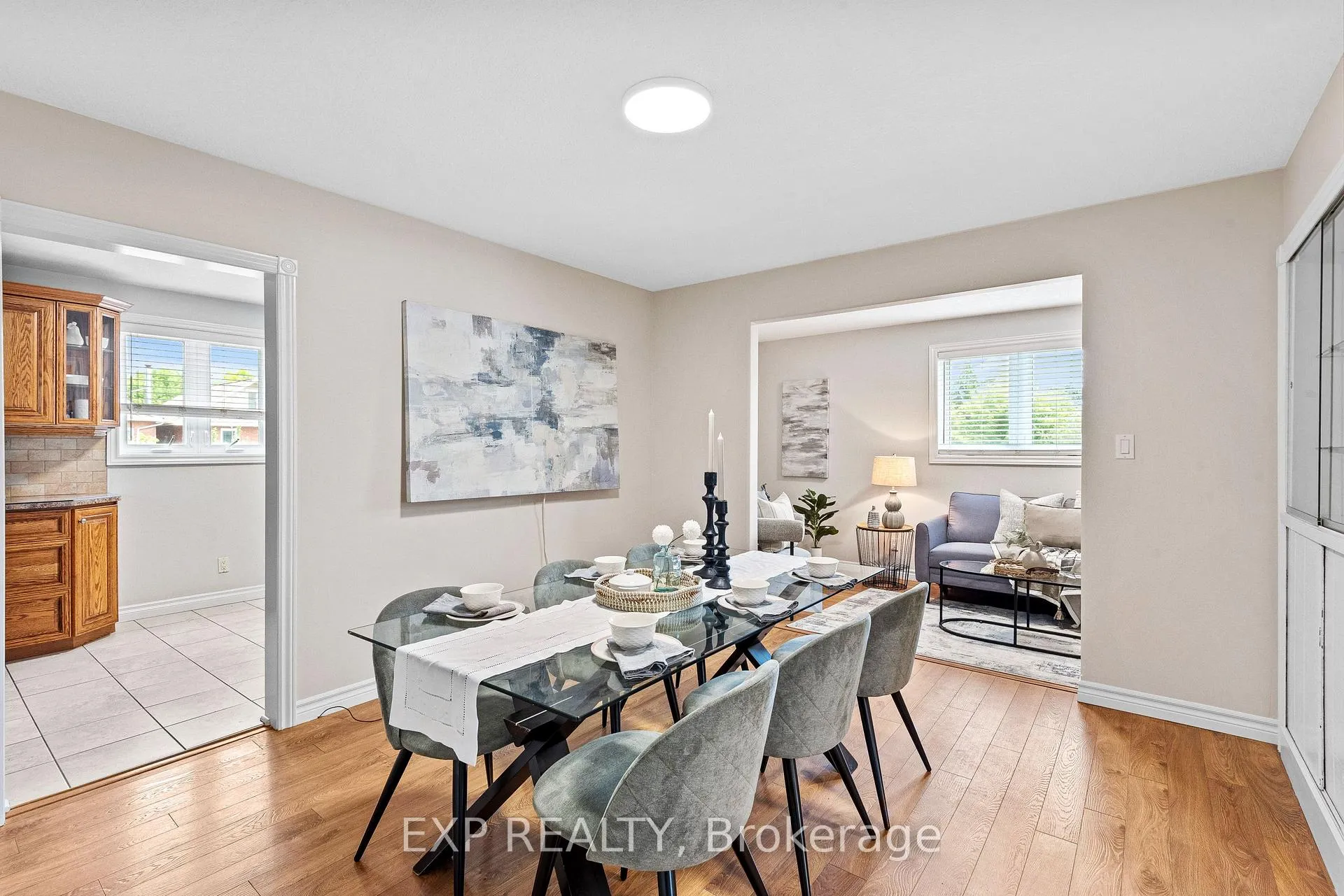 Photo 32 of 28 Buckingham Avenue, Oshawa, O'Neill — HOMEH