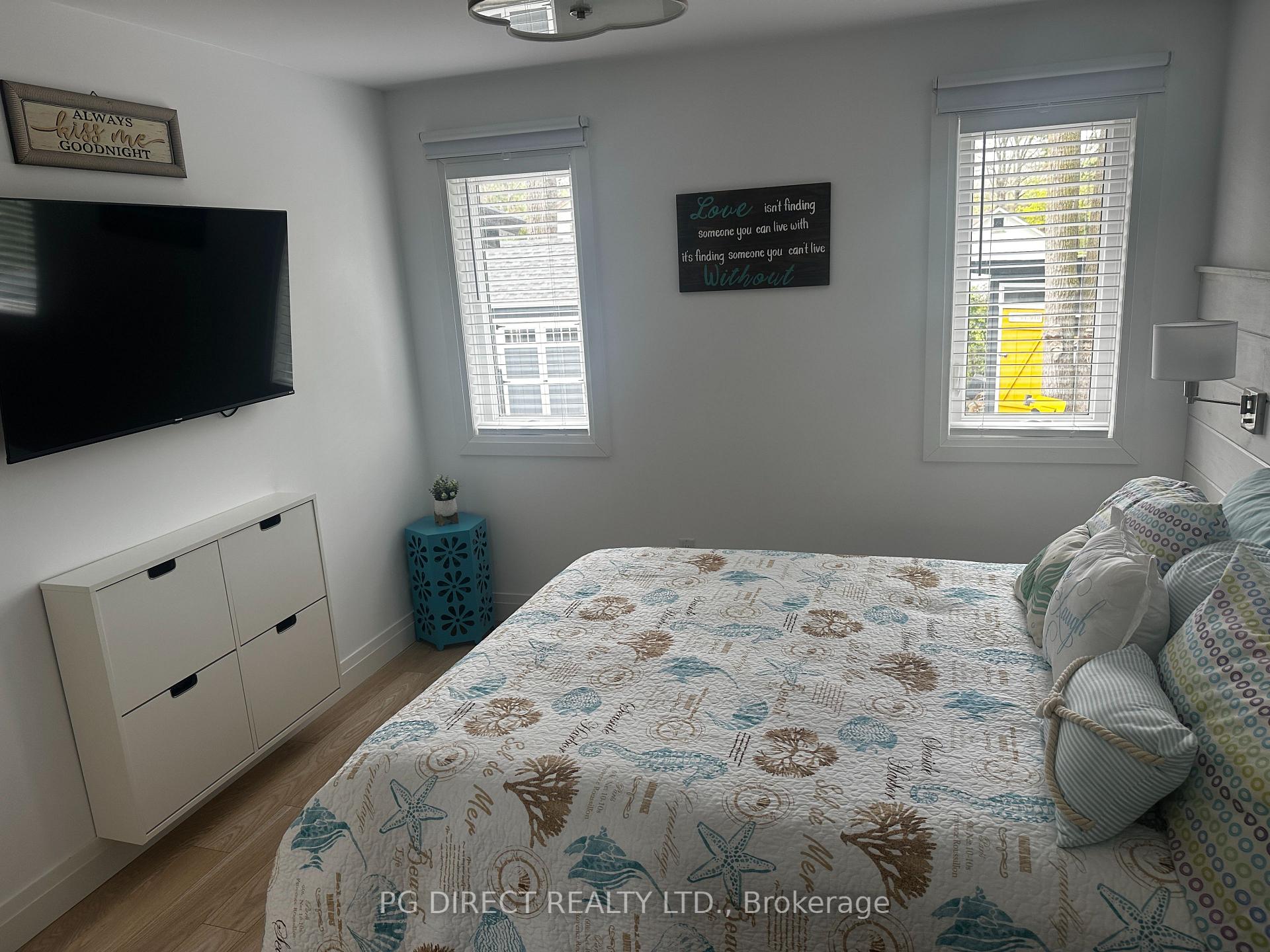 Photo 4 of 258 Owen Street, Norfolk, Simcoe — HOMEH
