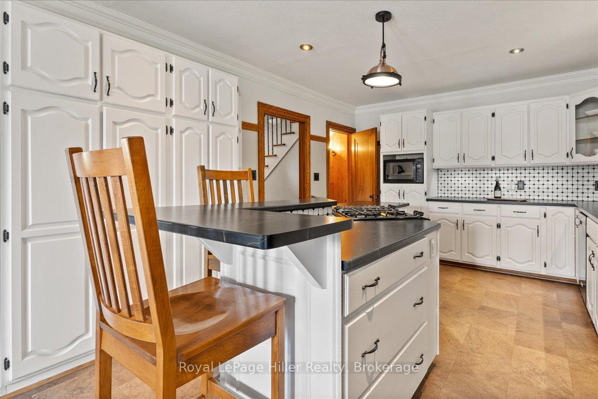 Photo 14 of 1 Pacific Avenue, Perth East, Milverton — HOMEH