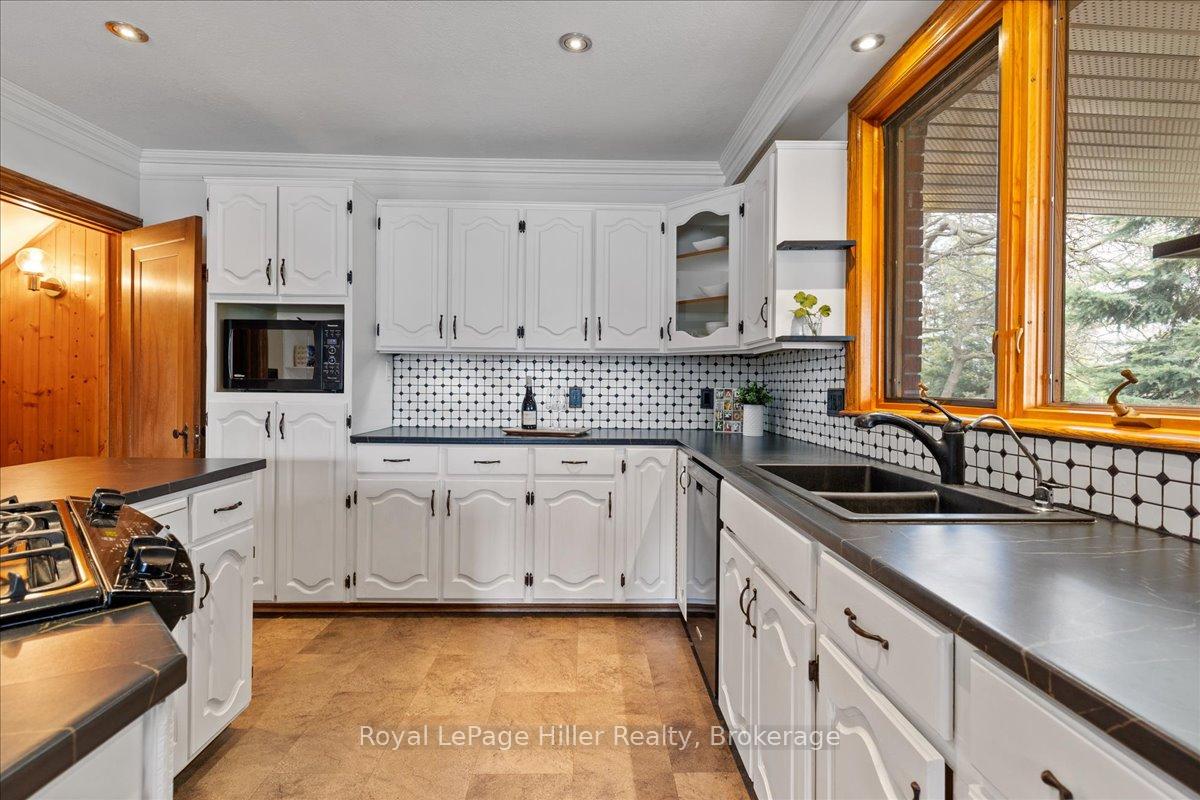 Photo 15 of 1 Pacific Avenue, Perth East, Milverton — HOMEH