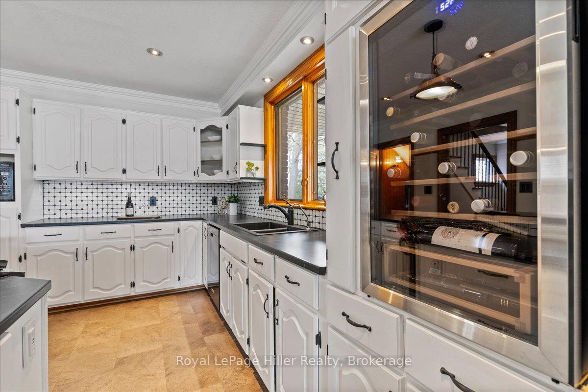Photo 16 of 1 Pacific Avenue, Perth East, Milverton — HOMEH