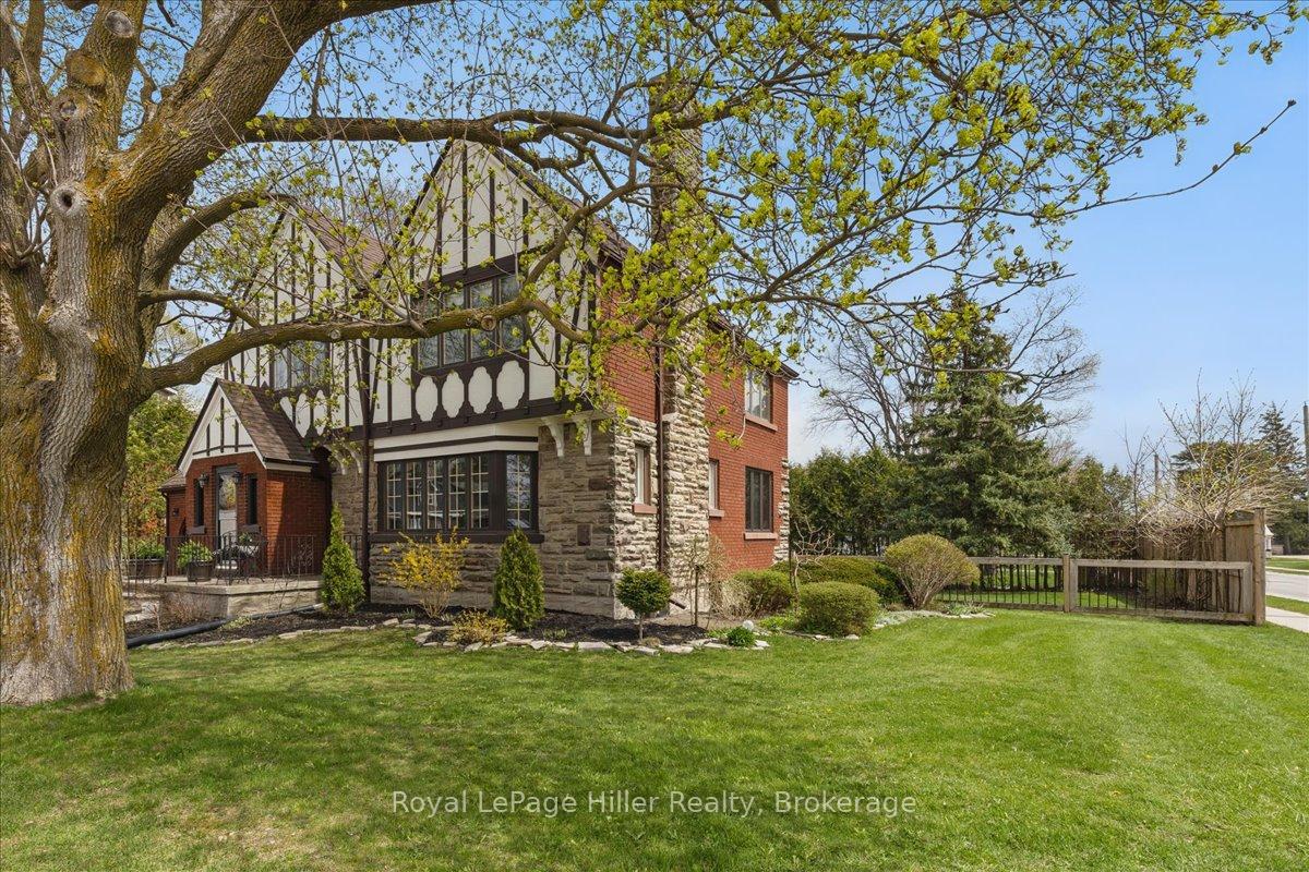 Photo 40 of 1 Pacific Avenue, Perth East, Milverton — HOMEH