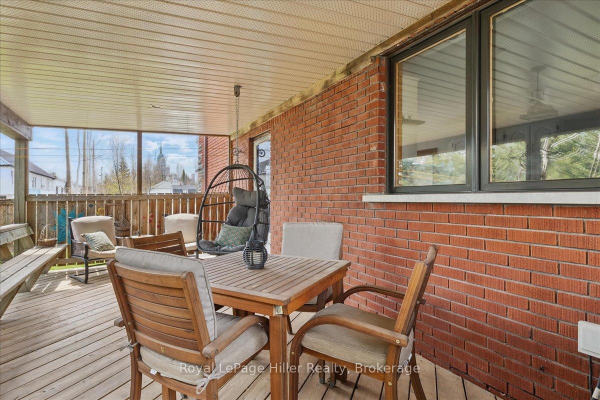 Photo 45 of 1 Pacific Avenue, Perth East, Milverton — HOMEH