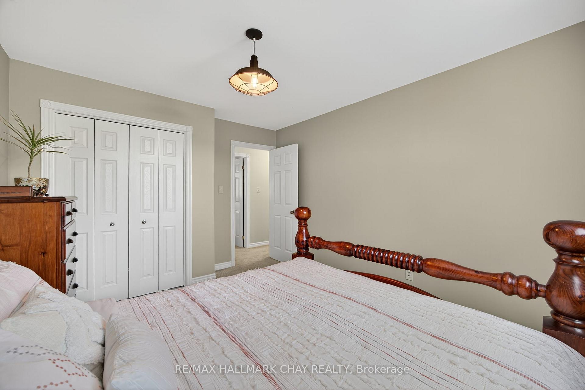 Photo 24 of 5205 5th Line, New Tecumseth, Rural New Tecumseth — HOMEH