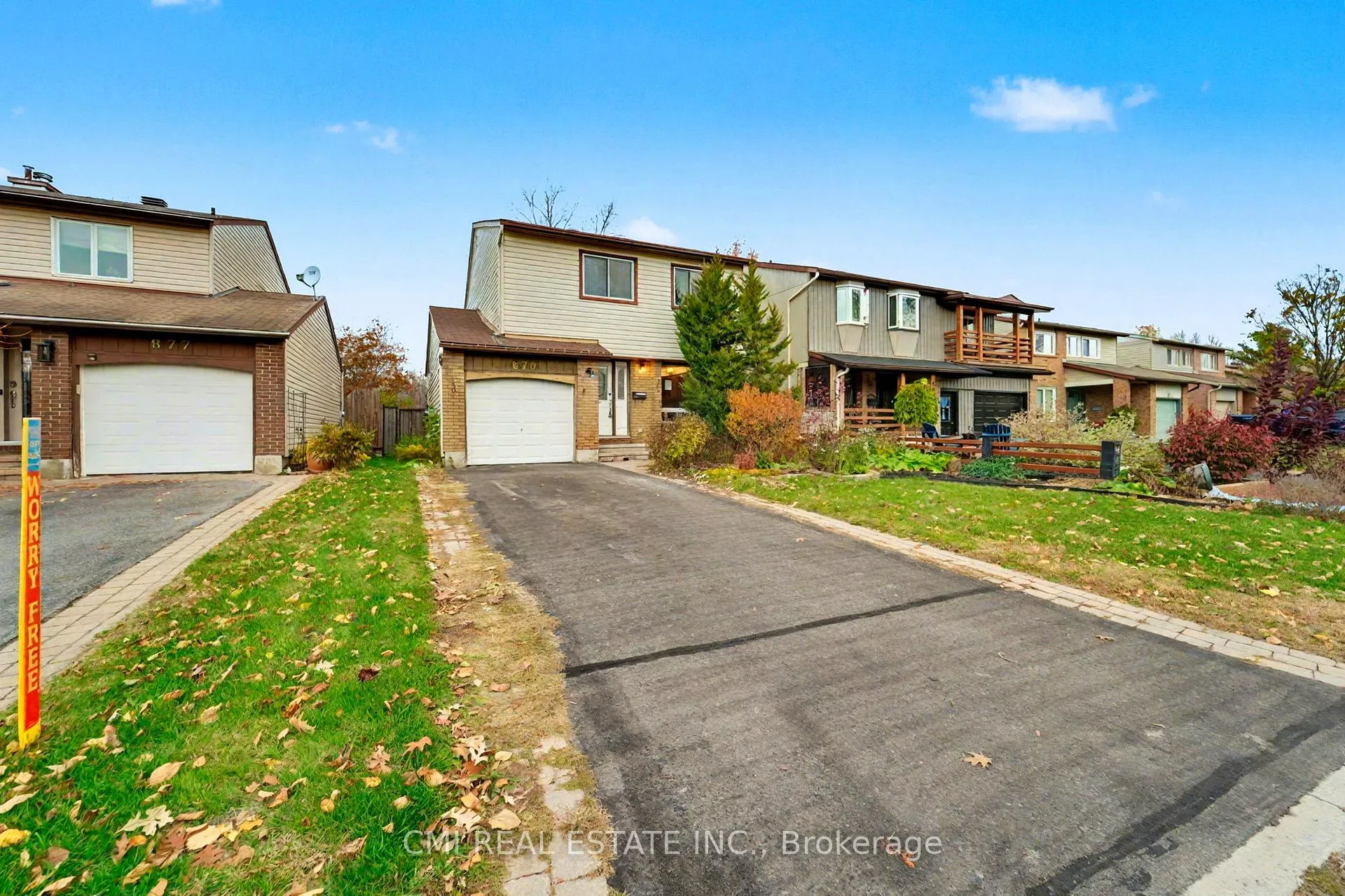Photo 2 of 879 Beauclaire Drive, Ottawa, Orleans Wood — HOMEH