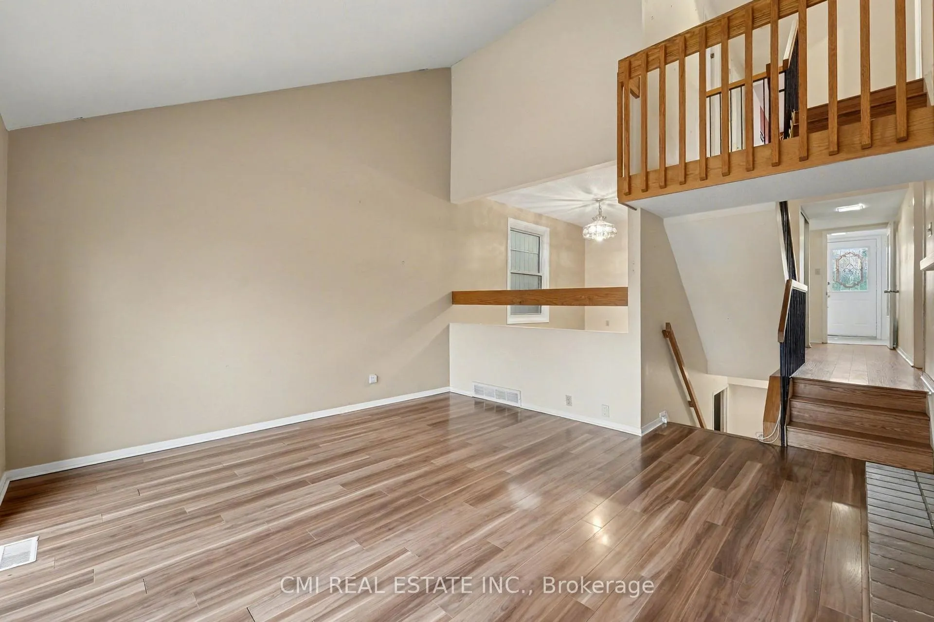 Photo 9 of 879 Beauclaire Drive, Ottawa, Orleans Wood — HOMEH